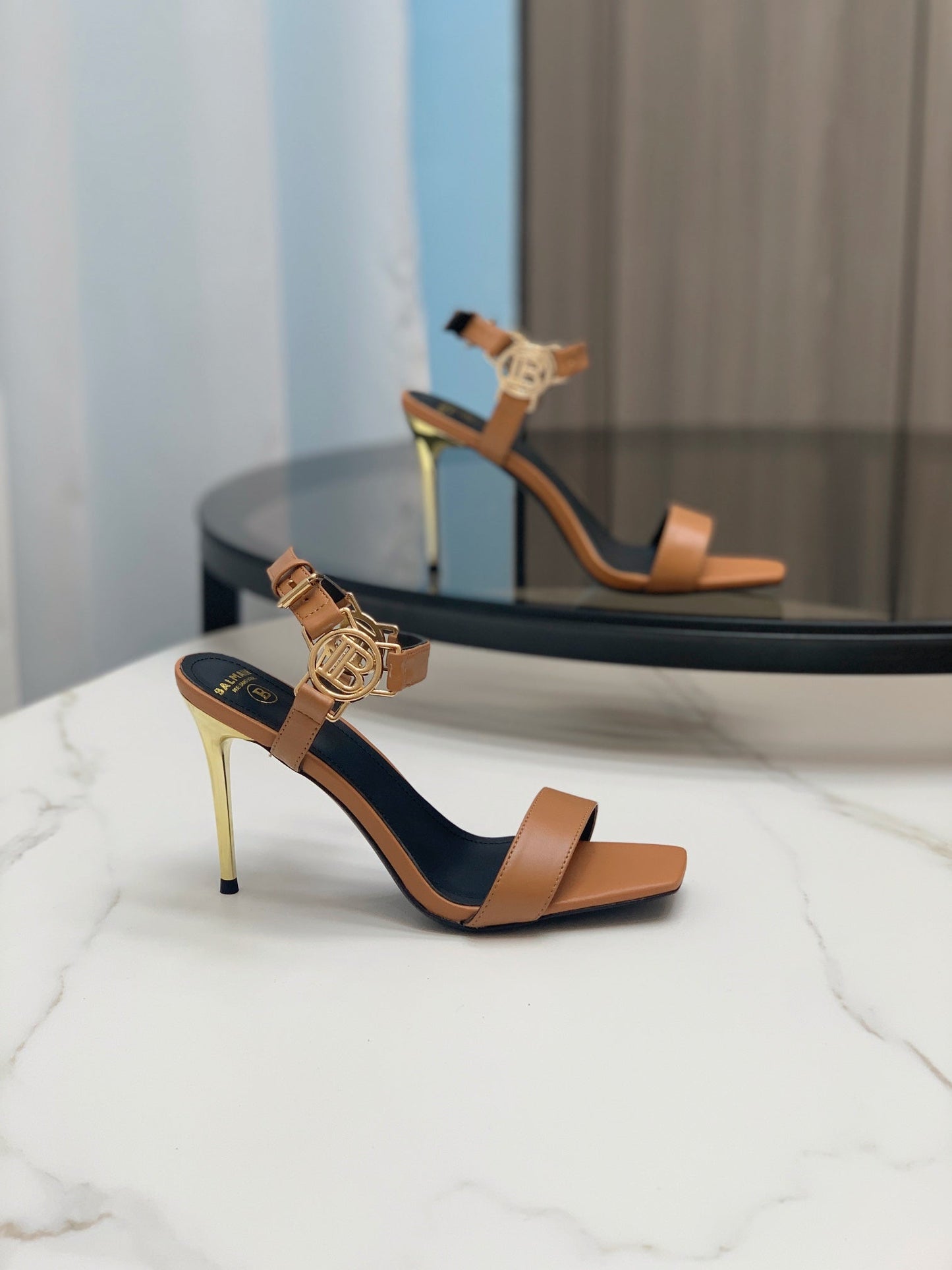 BALMAIN 25S HIGH HEELS WITH B METAL DETAIL 95MM IN CARAMEL CALFSKIN - 35