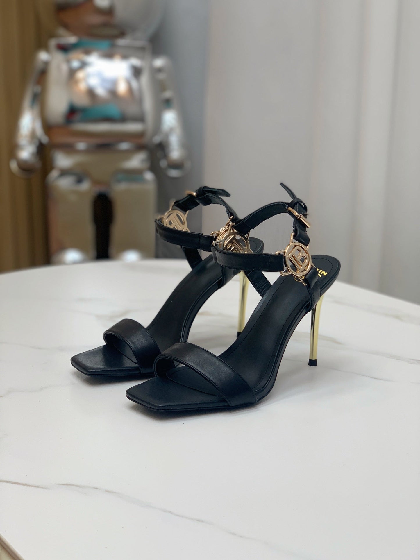 BALMAIN 25S HIGH HEELS WITH B METAL DETAIL 95MM IN BLACK CALFSKIN - 35