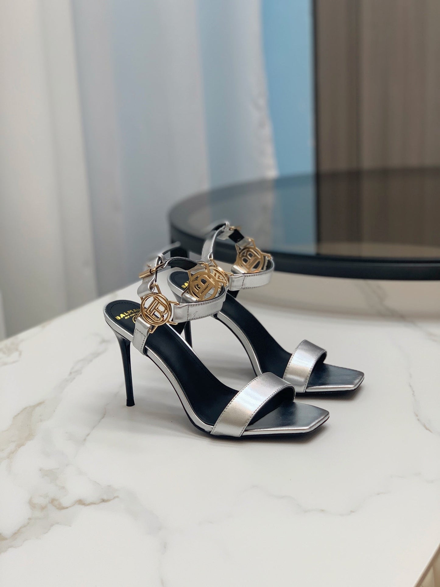 BALMAIN 25S HIGH HEELS WITH B METAL DETAIL 95MM IN SILVER CALFSKIN - 35