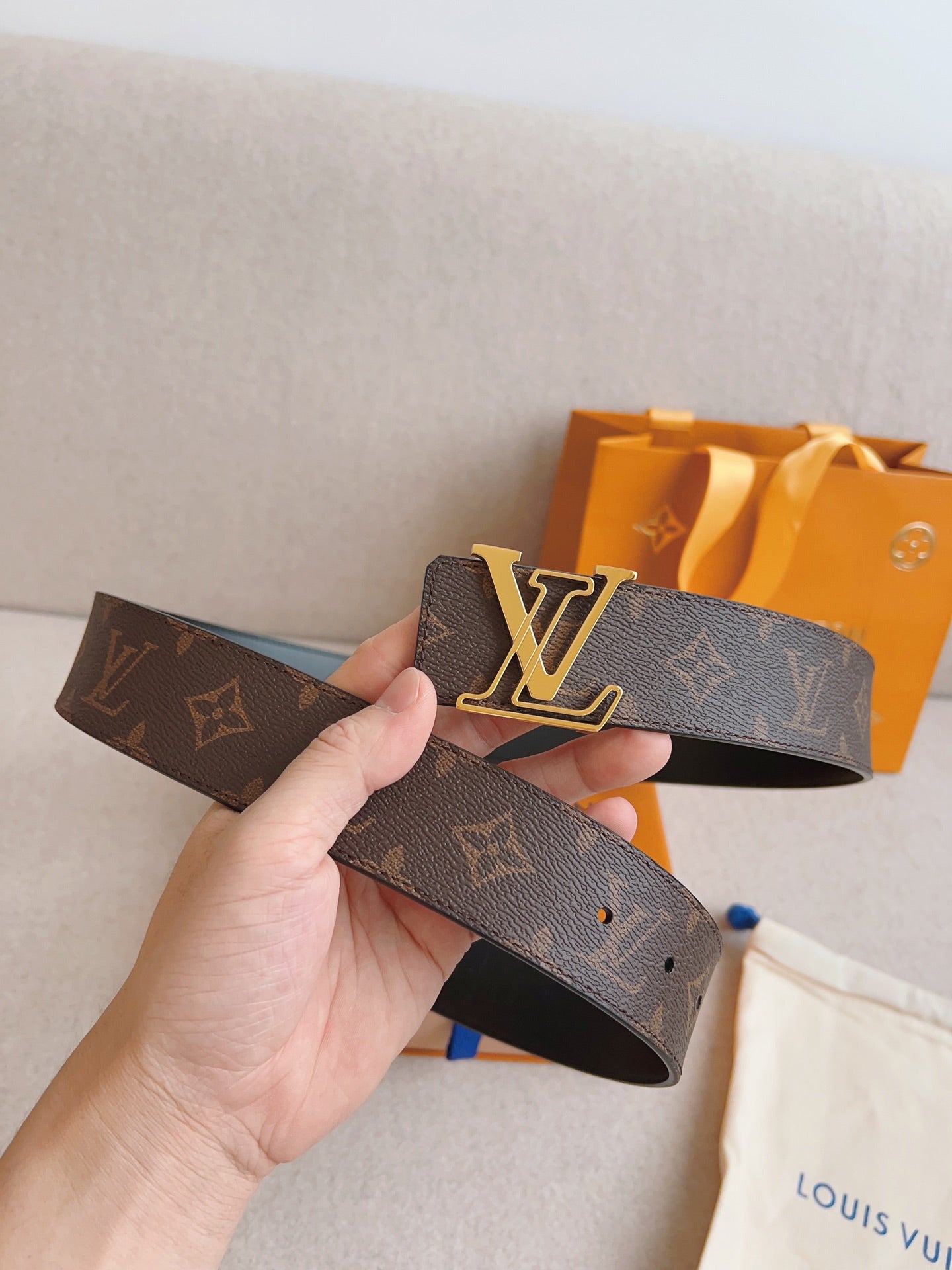 LV 25S BELT 40 MM IN BROWN CALFSKIN 593208 - 26-28