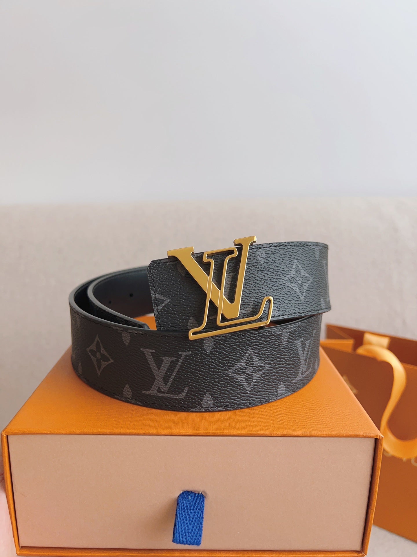 LV 25S BELT 40 MM IN BLACK MIX GREY CALFSKIN 593205 - 26-28