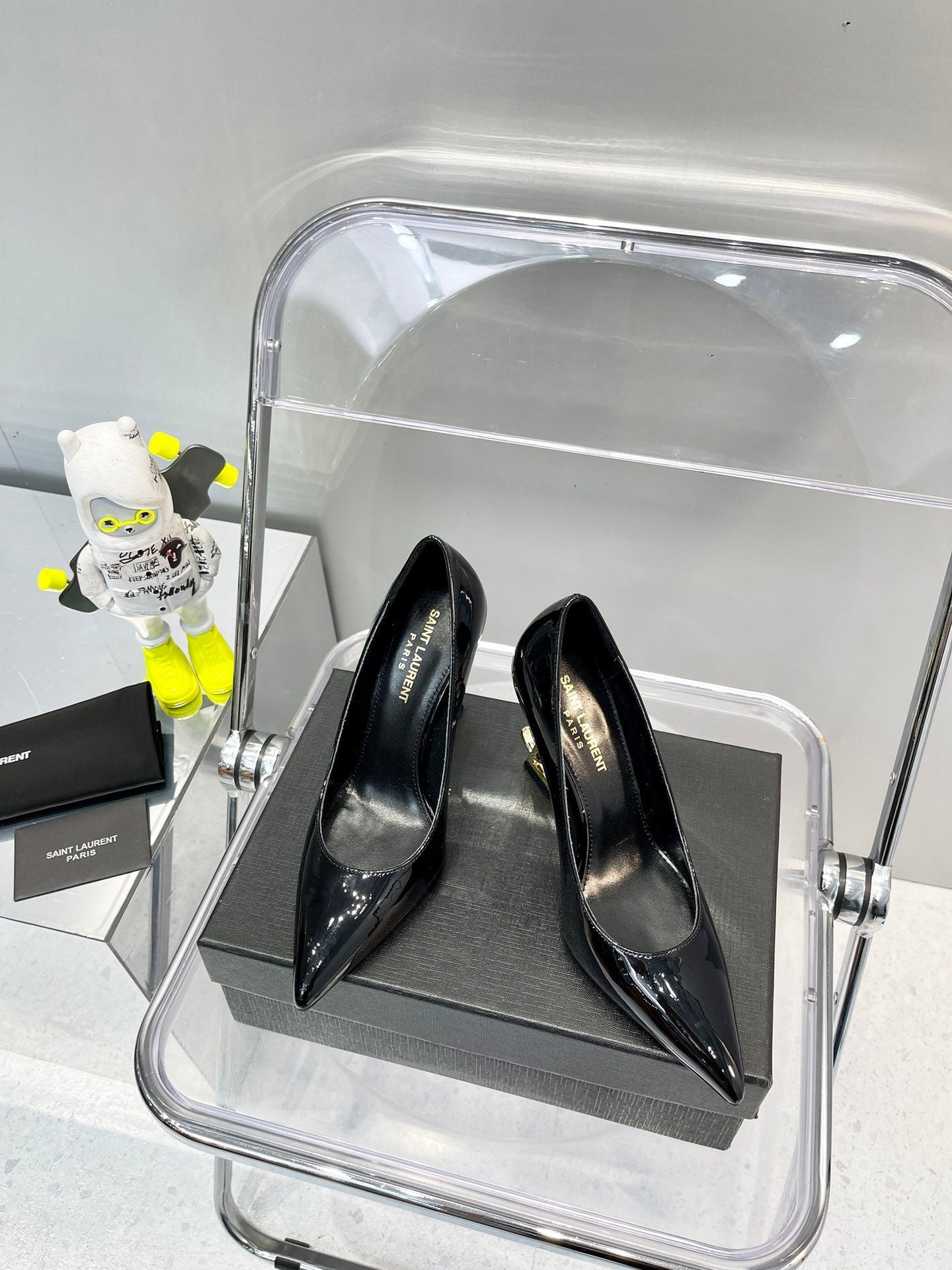 SL OPYUM BASIC HIGH HEEL BLACK CALFSKIN-GOLD HEEL - 35