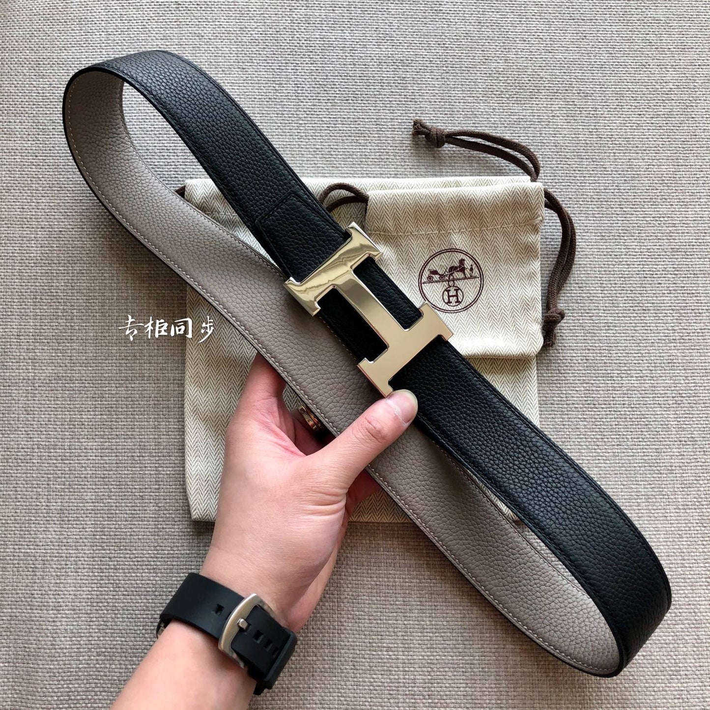HM BELT BUCKLE & REVERSIBLE BLACK AND TAN BROWN LEATHER STRAP 38MM SILVER HARDWARE - 30