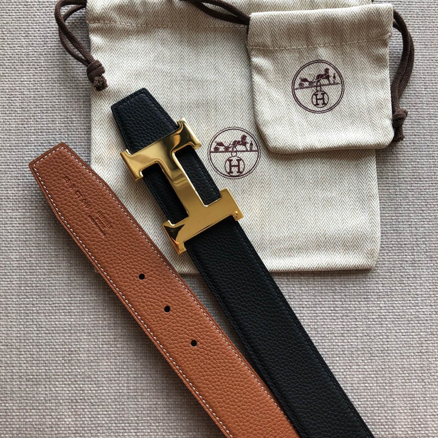 HM BELT BUCKLE & REVERSIBLE BLACK AND BRONZE BROWN LEATHER STRAP 38MM GOLD HARDWARE - 30