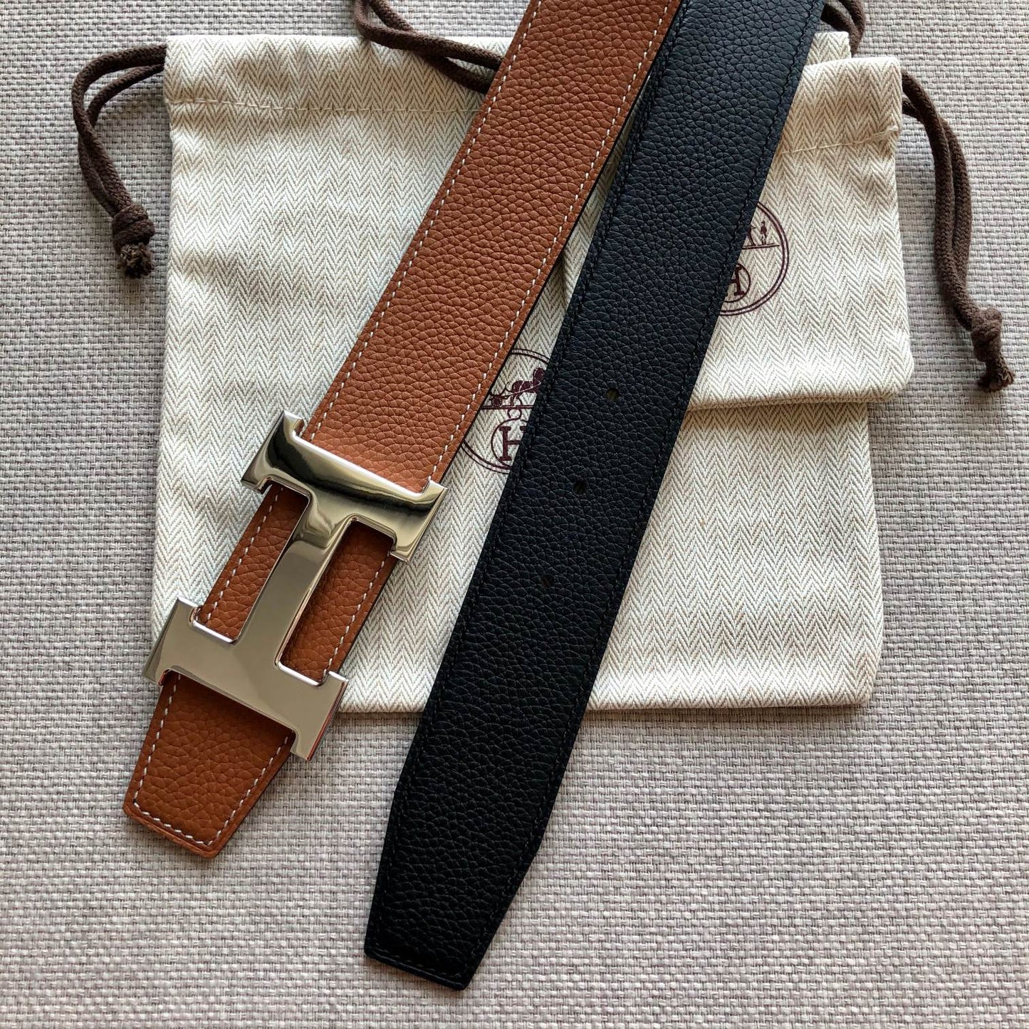 HM BELT BUCKLE & REVERSIBLE BLACK AND BRONZE BROWN LEATHER STRAP 38MM GOLD HARDWARE - 30