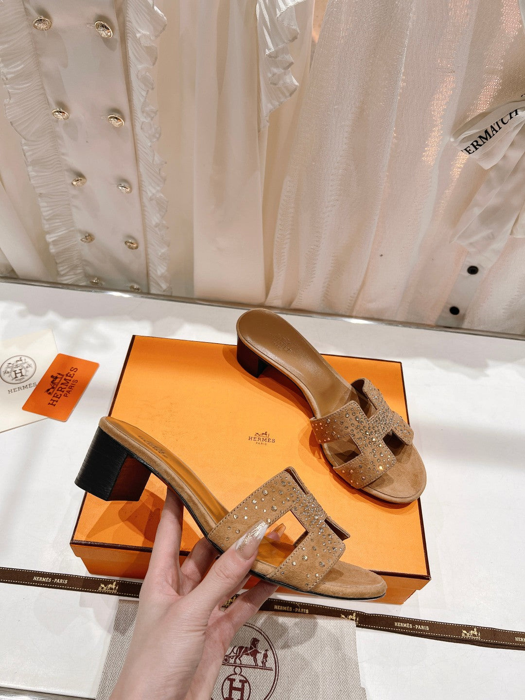 0ASIS SANDALS BRIGHT ORANGE LAMBSKIN ATTACH CRYSTAL - 34