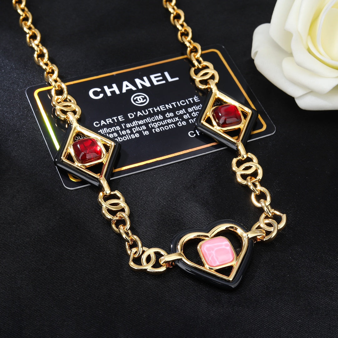 CHANEL 25S CHAIN BELT IN GOLD METALLIC STONE-EMBELLISHED 612713 - 30