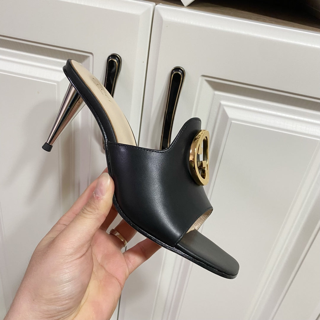 GG HIGH HEELS BLONDIE 75 IN BLACK LAMBSKIN WITH GOLD HARDWARE - 34
