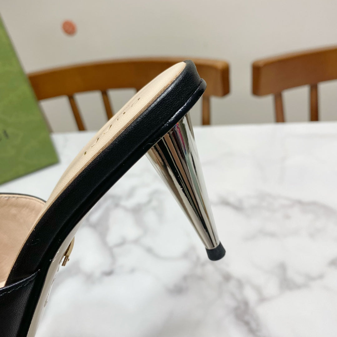 GG HIGH HEELS BLONDIE 75 IN BLACK LAMBSKIN WITH GOLD HARDWARE - 34