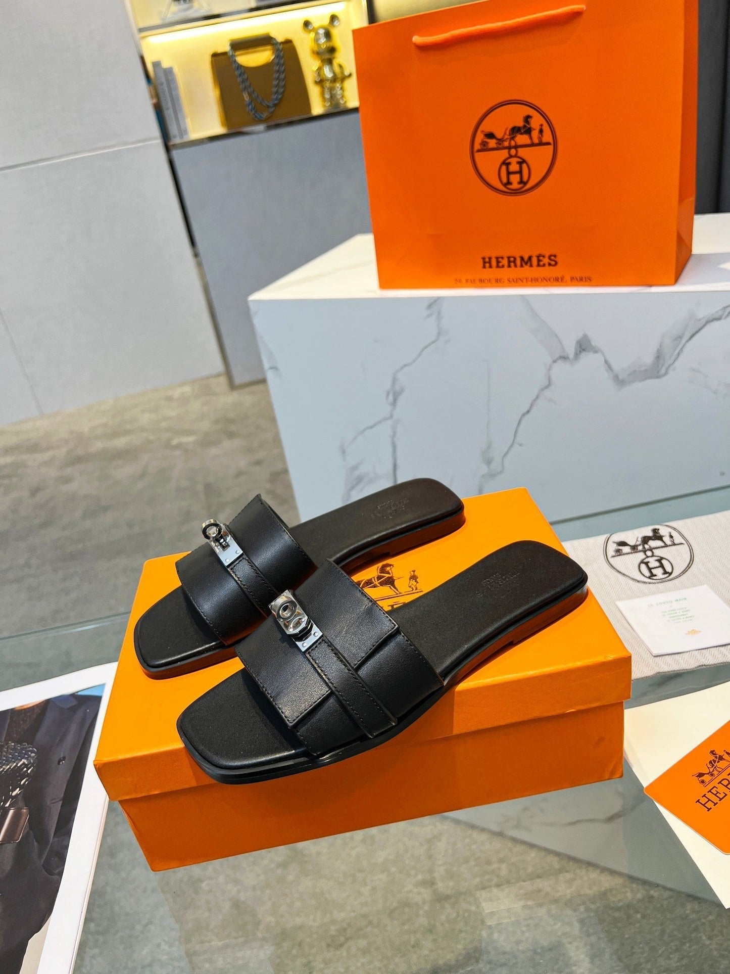 Giulia Sandal Black Calfskin - 35