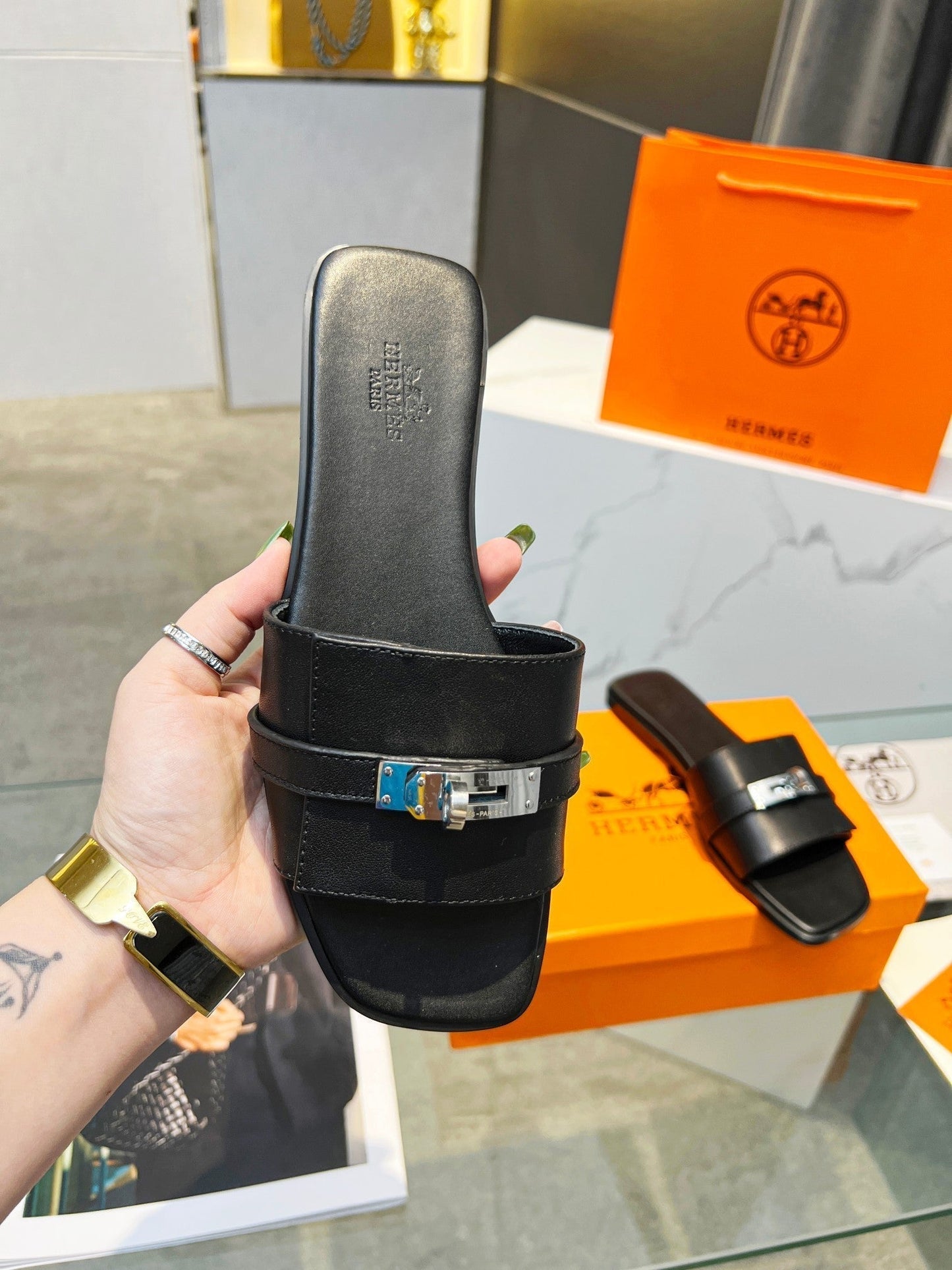 Giulia Sandal Black Calfskin - 35