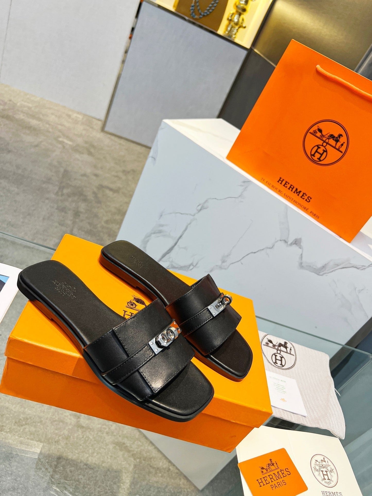 Giulia Sandal Black Calfskin - 35