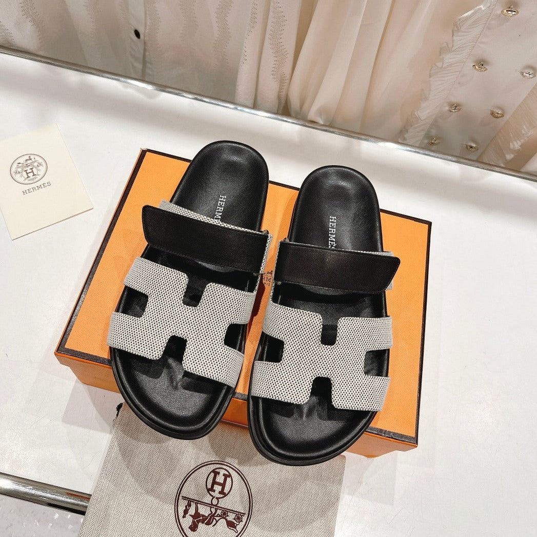 CHYPRE SANDAL BLACK LAMBSKIN AND SILVER DENIM - 34
