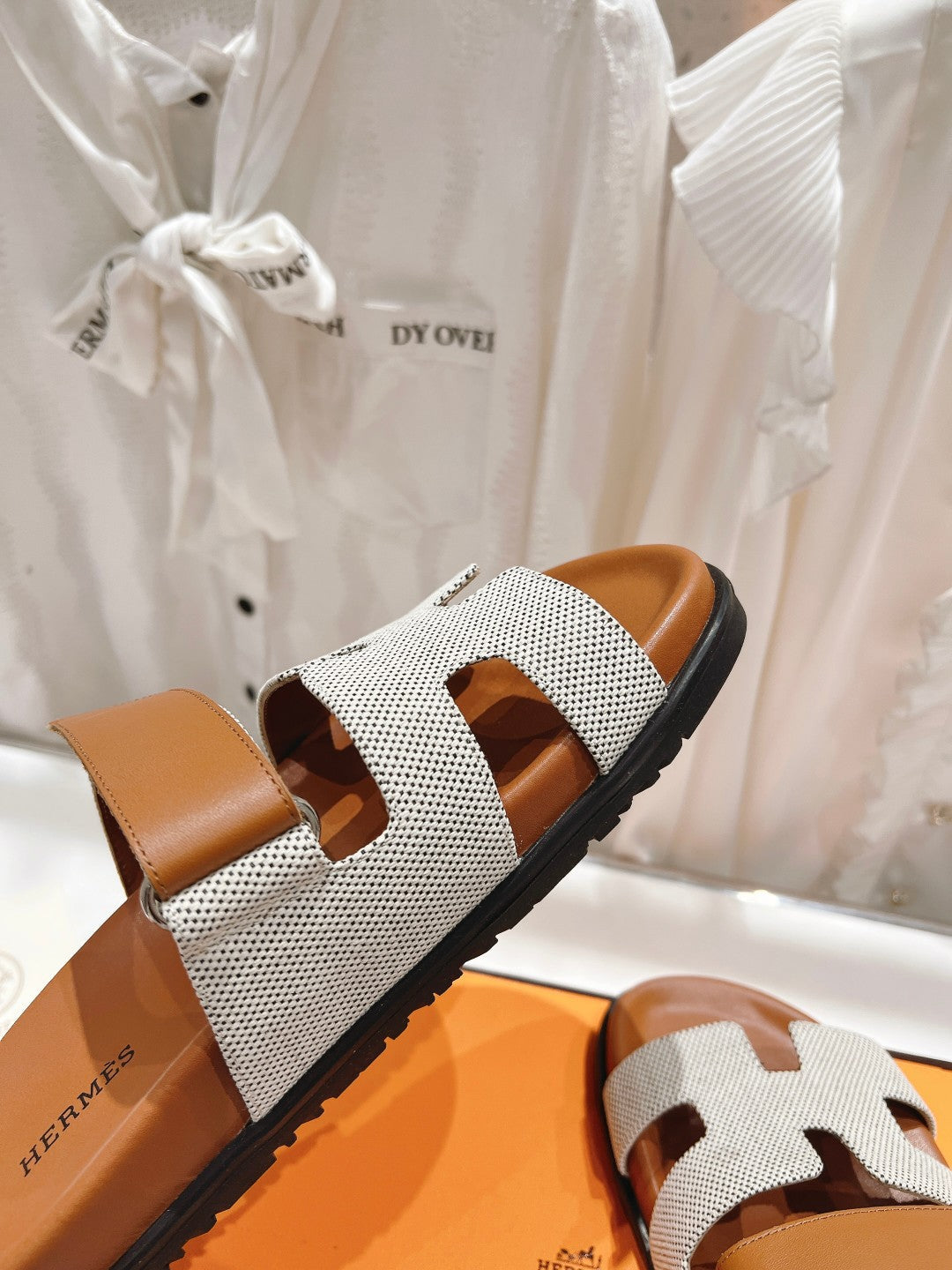 CHYPRE SANDAL BRIGHT BROWN LAMBSKIN AND SILVER DENIM - 34