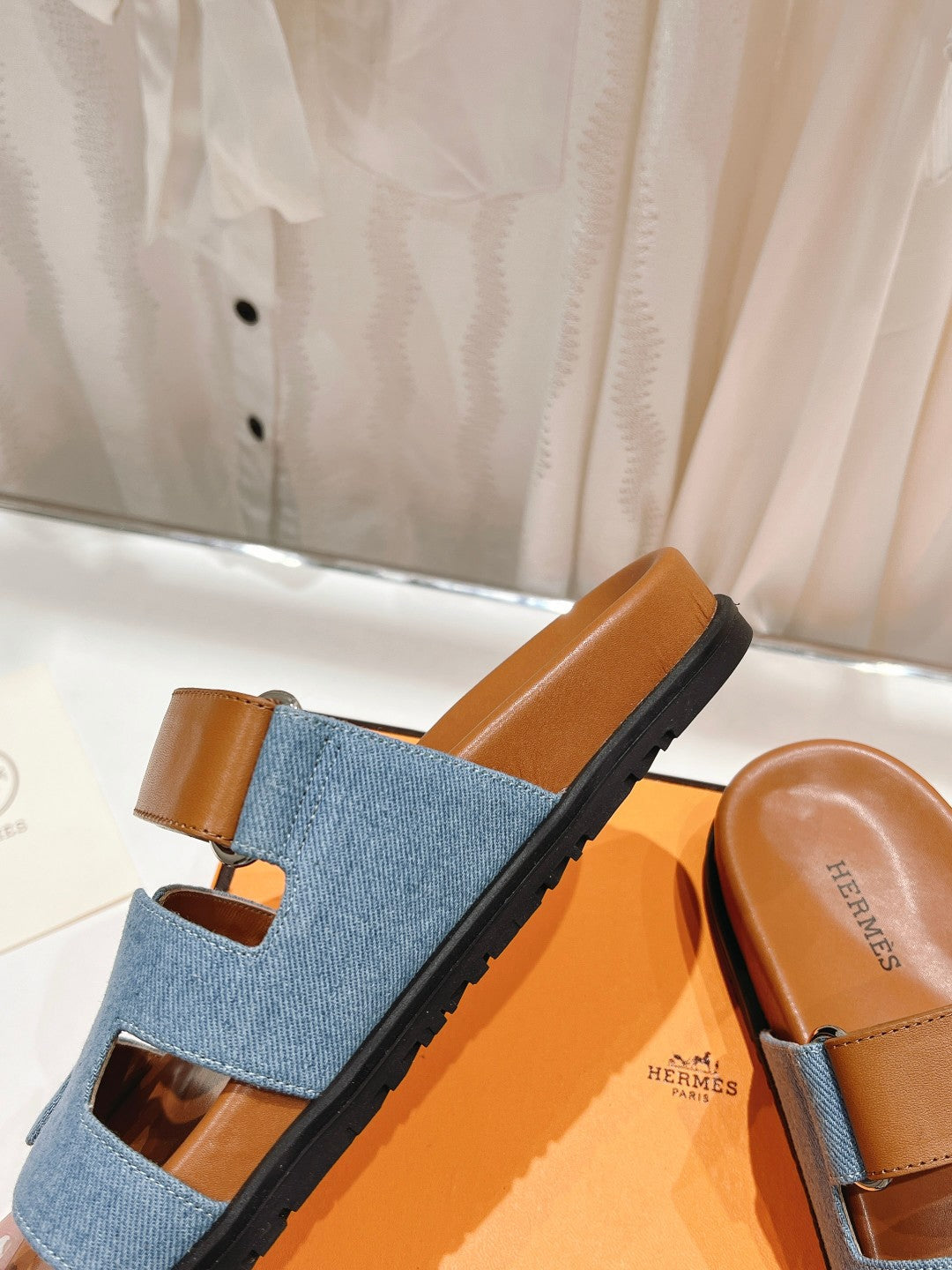 CHYPRE SANDAL BRIGHT BROWN LAMBSKIN AND BLUE DENIM - 34