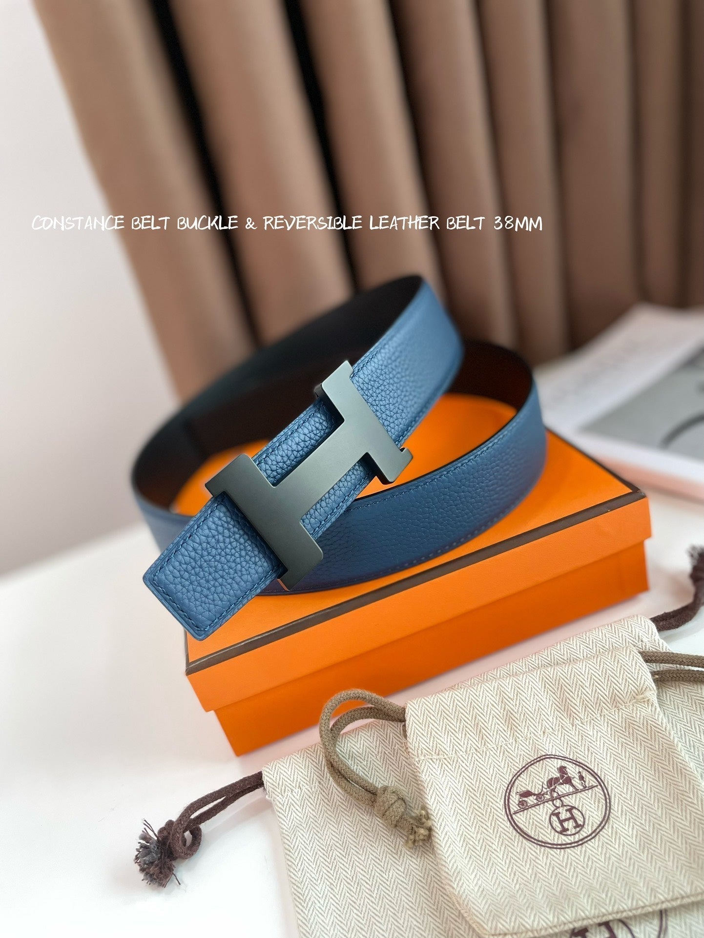 HM CONSTANCE BELT BUCKLE & REVERSIBLE NAVY BLUE AND BLACK LEATHER STRAP 38MM - 30