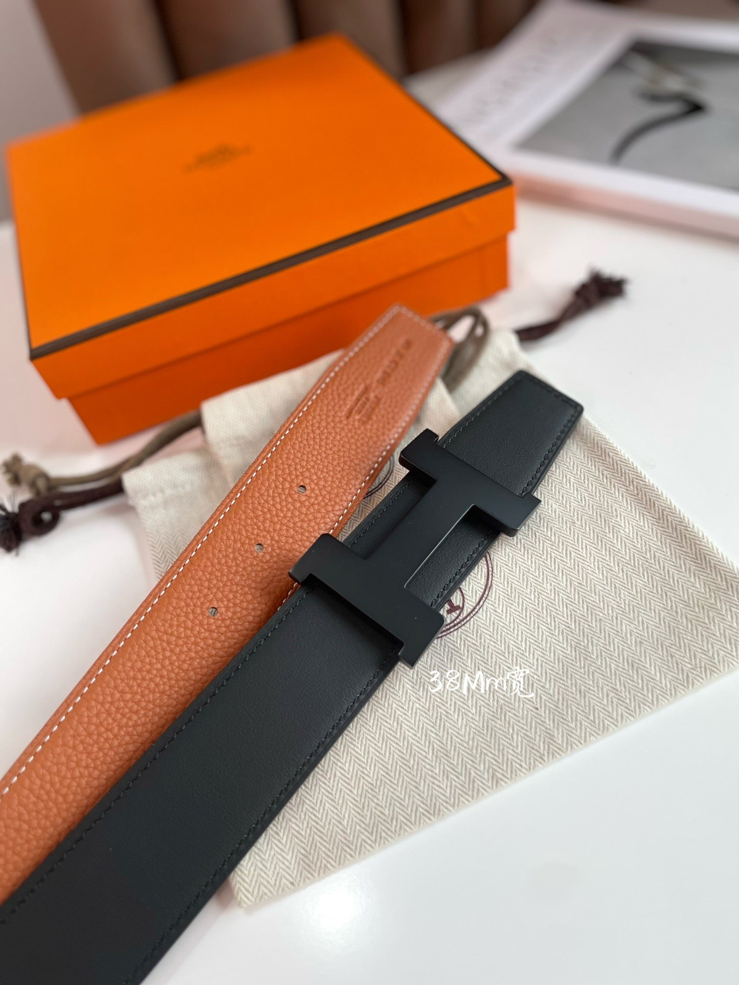 HM CONSTANCE BELT BUCKLE & REVERSIBLE GINGER ORANGE AND BLACK LEATHER STRAP 38MM - 30