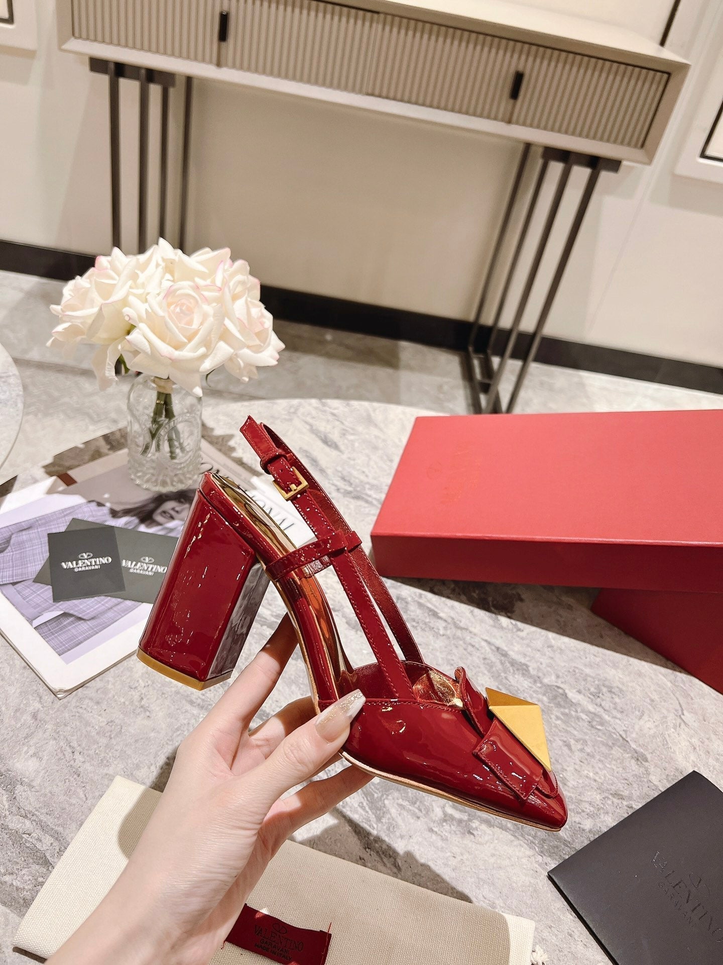 ONE STUD RUBY RED PATENT LEATHER LACE-UP HIGH HEELS 85 MM - 34