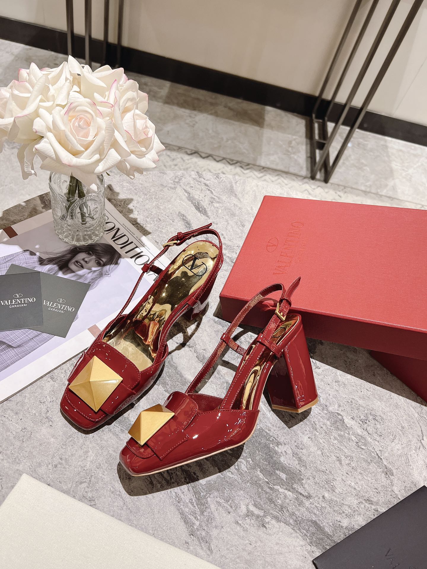 ONE STUD RUBY RED PATENT LEATHER LACE-UP HIGH HEELS 85 MM - 34