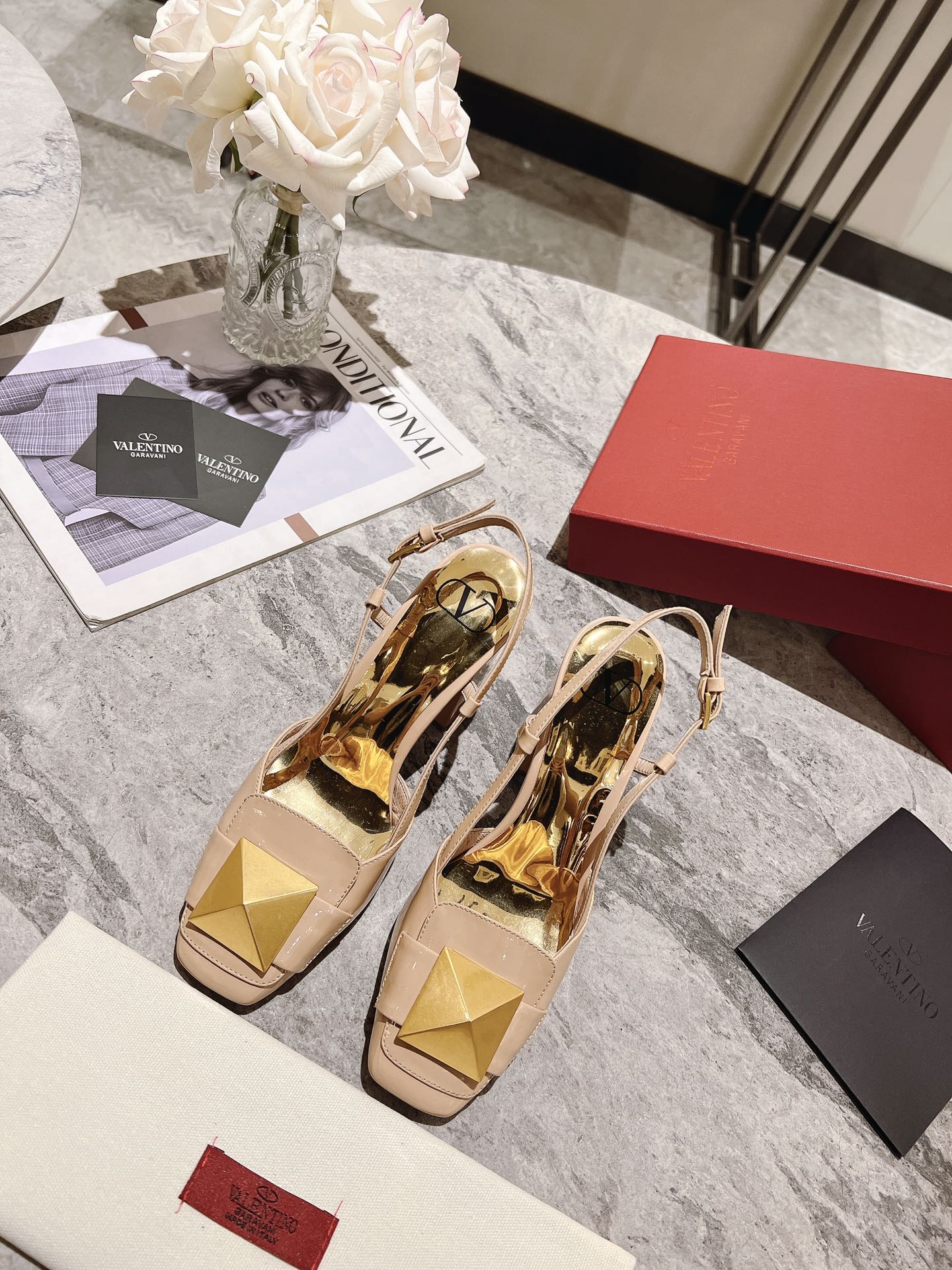 ONE STUD BEIGE TAN PATENT LEATHER LACE-UP HIGH HEELS 85 MM - 34