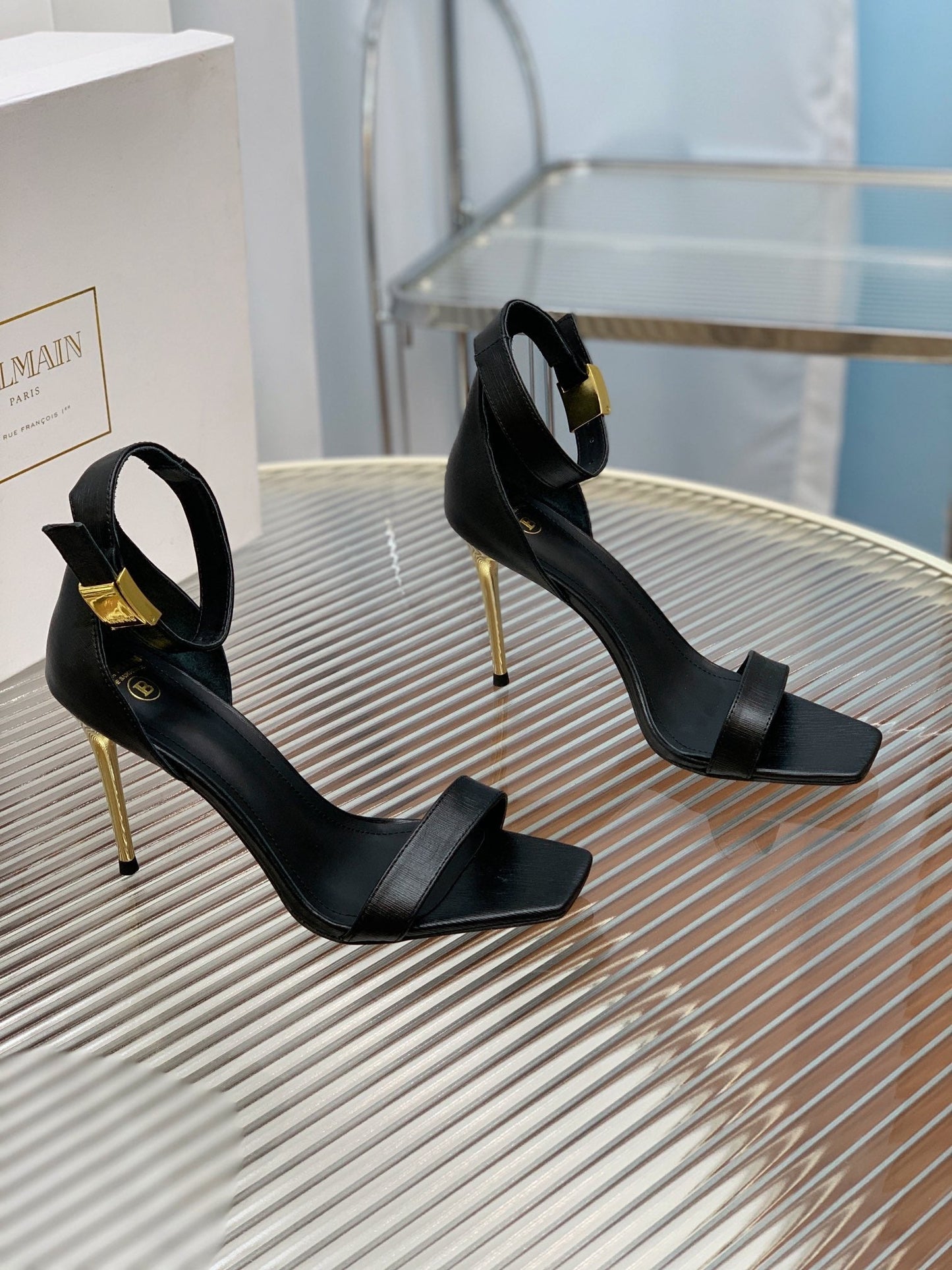 BALMAIN 25S METAL BUCKLE HIGH HEELS 95MM IN BLACK CALFSKIN - 35