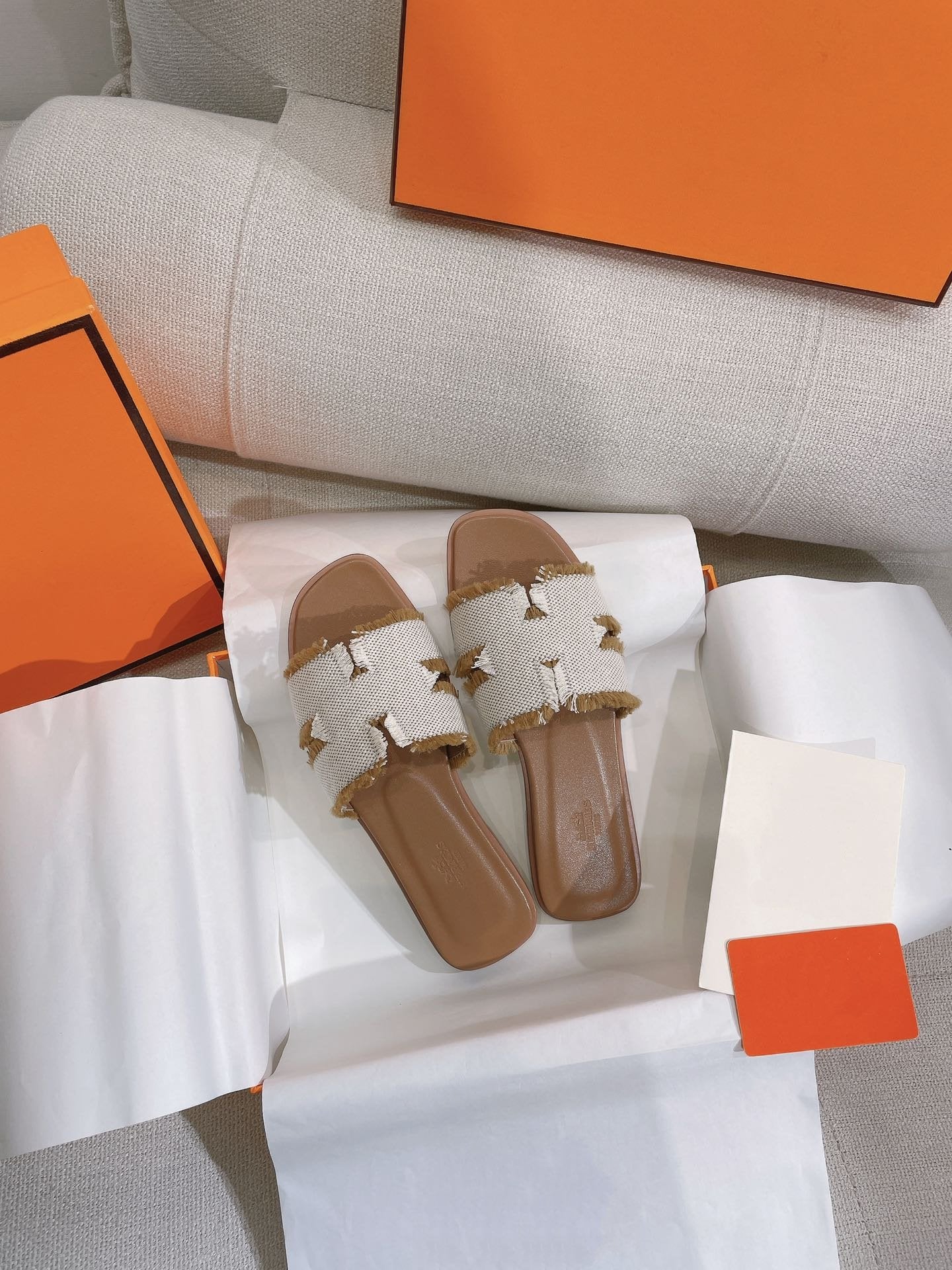 0RAN SANDAL GRAY CLOUD CANVAS - 35