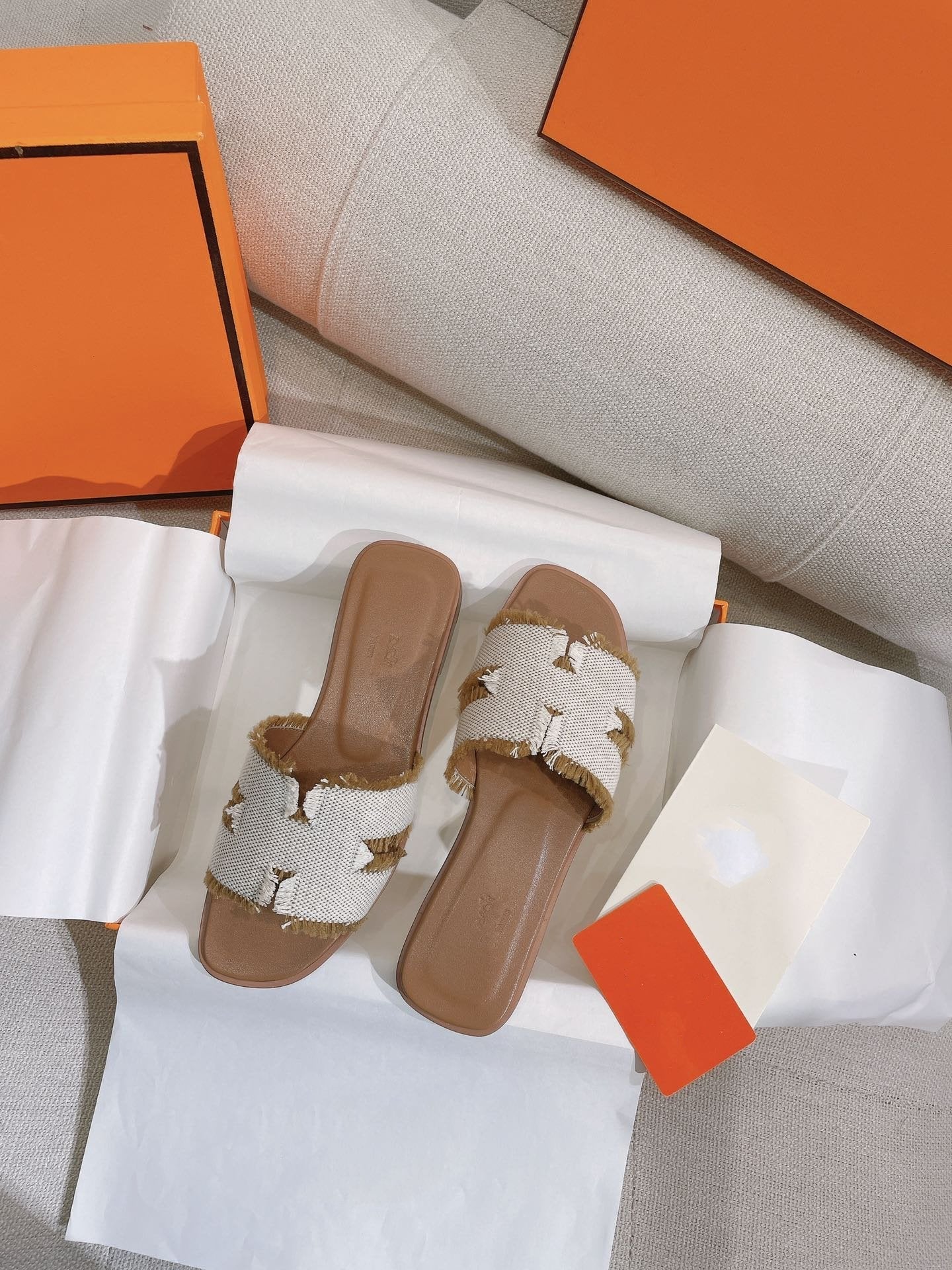 0RAN SANDAL GRAY CLOUD CANVAS - 35