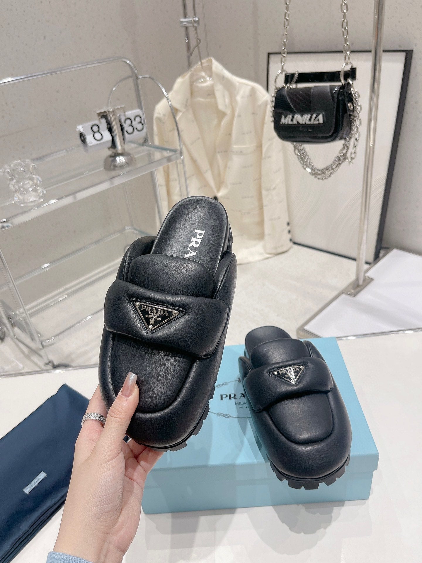 PRA SOFT PADDED NAPPA SHEARLING MULES BLACK LAMBSKIN - 35
