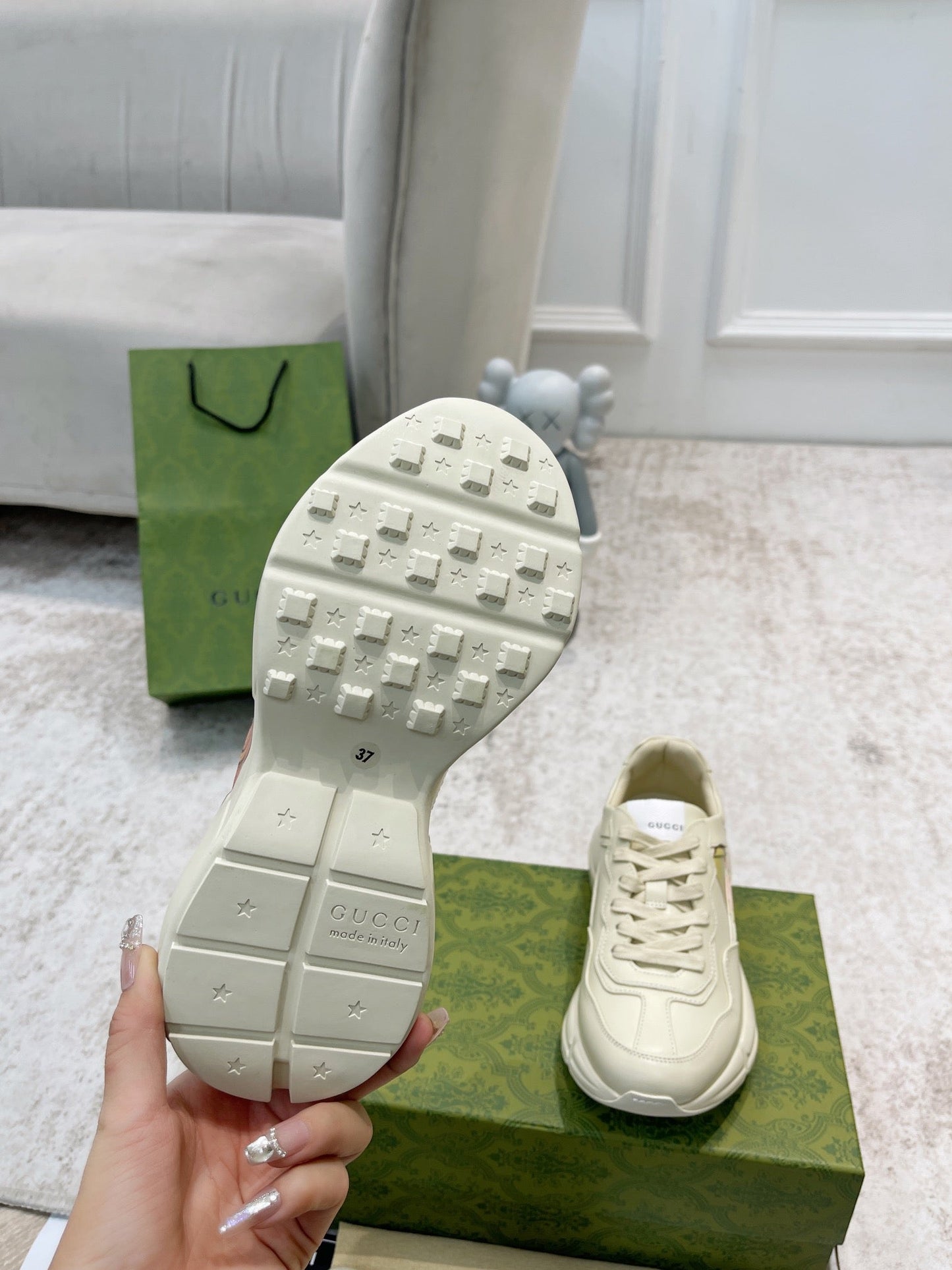 GG RHYTON TRAINER WHITE LAMBSKIN WITH AVOCADO MOTIF - 35