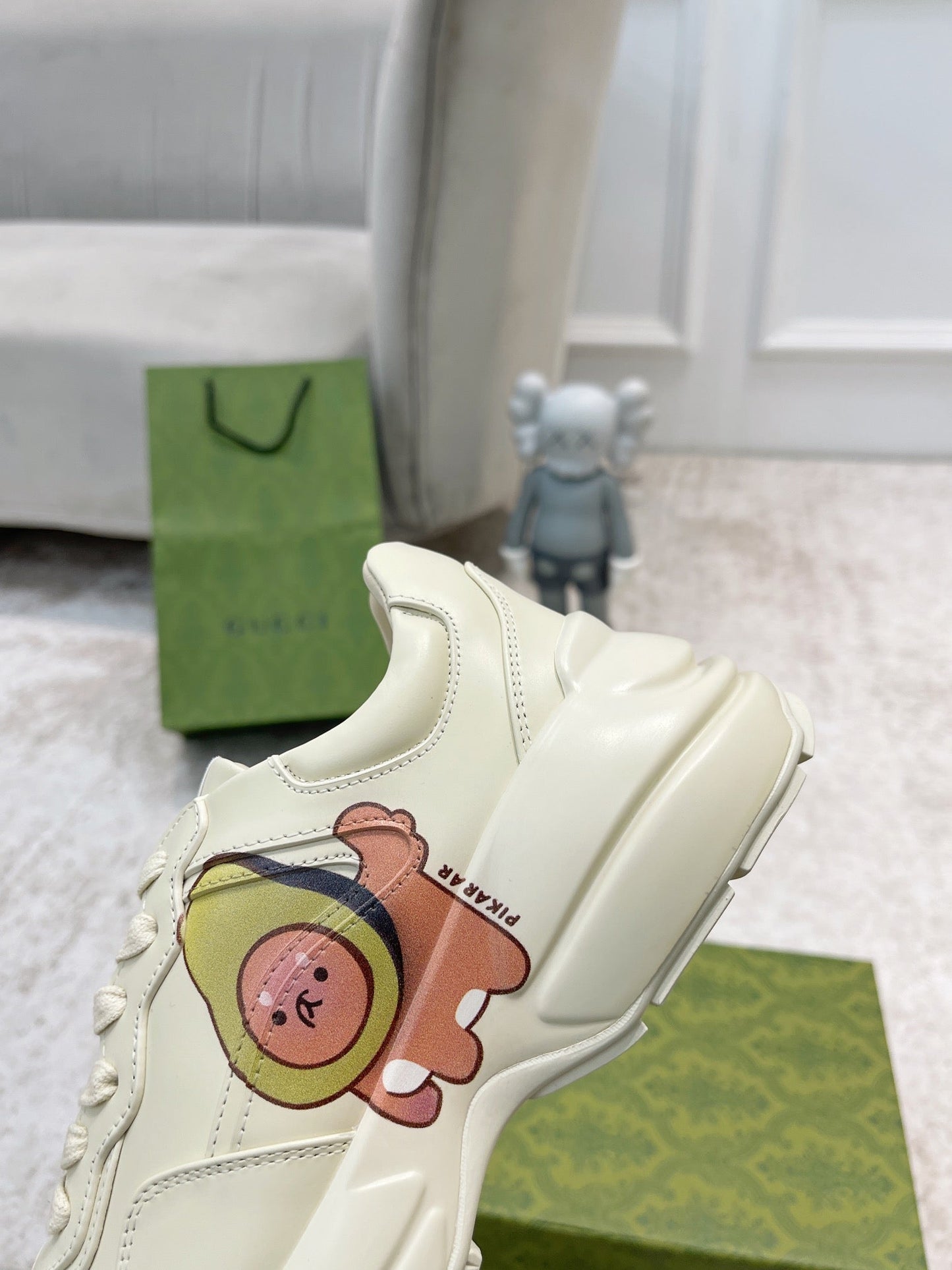 GG RHYTON TRAINER WHITE LAMBSKIN WITH AVOCADO MOTIF - 35