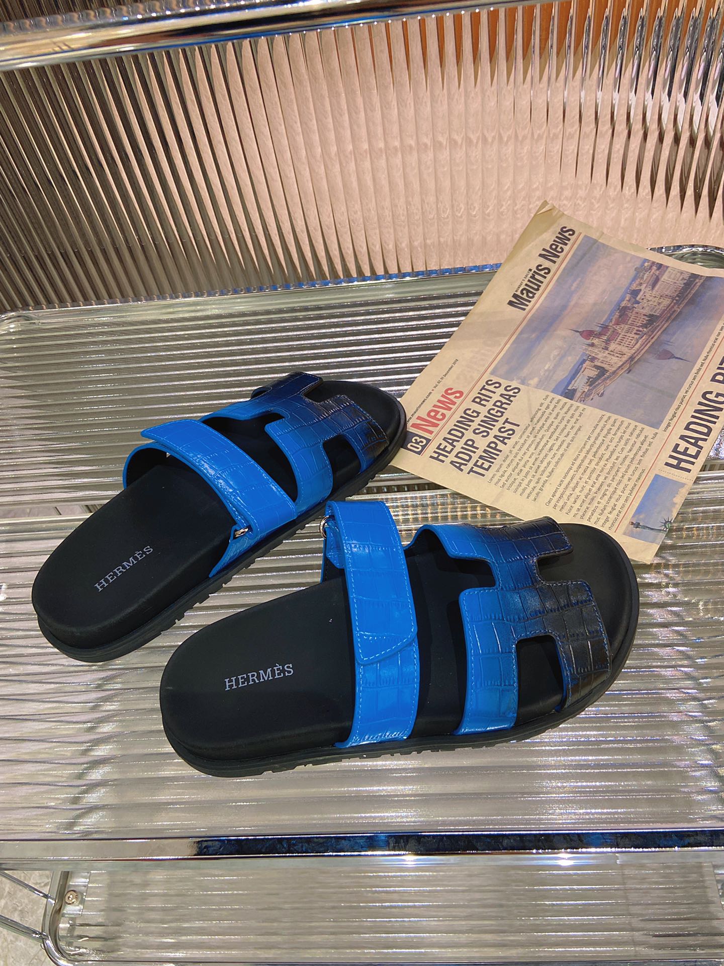 CHYPRE SANDAL OMBRE BLACK COBALT CALFSKIN - 34
