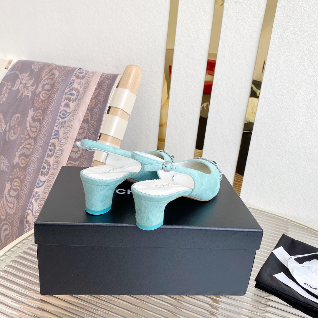 CC SLINGBACK 25S 30 MM IN PASTEL BLUE SUEDE WITH SILVER HARDWARE - 35