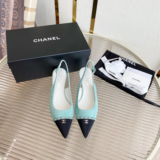 CC SLINGBACK 25S 30 MM IN PASTEL BLUE SUEDE WITH SILVER HARDWARE - 35