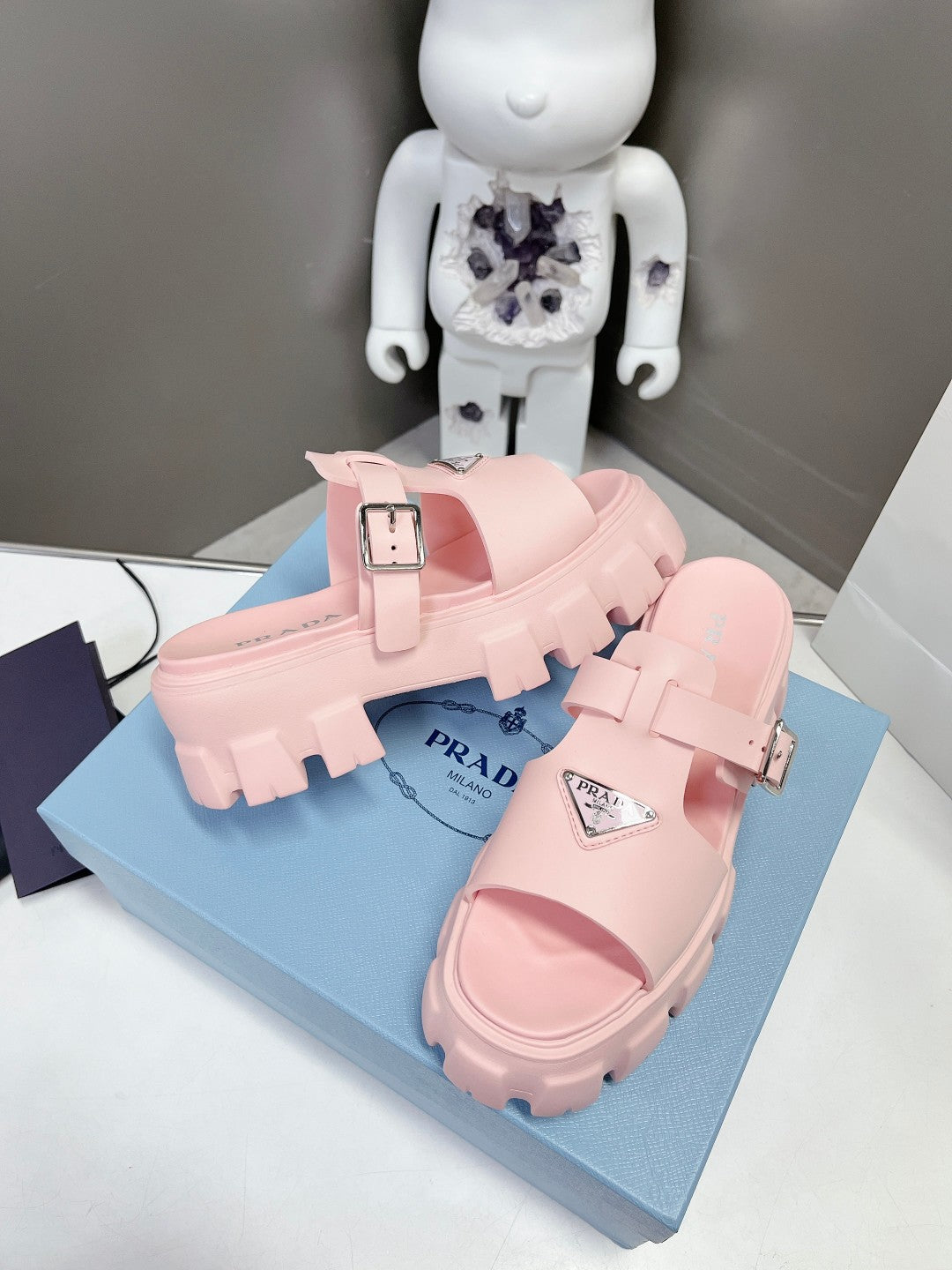 MONOLITH SLIPPER SANDALS IN LIGHT PINK RUBBER - 35
