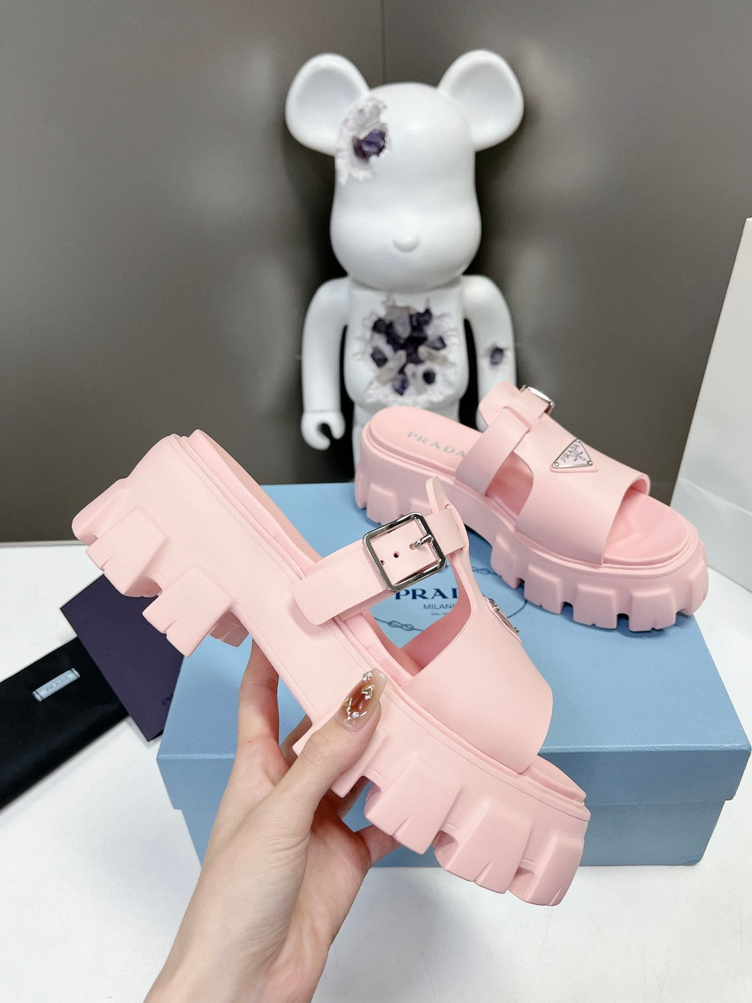 MONOLITH SLIPPER SANDALS IN LIGHT PINK RUBBER - 35