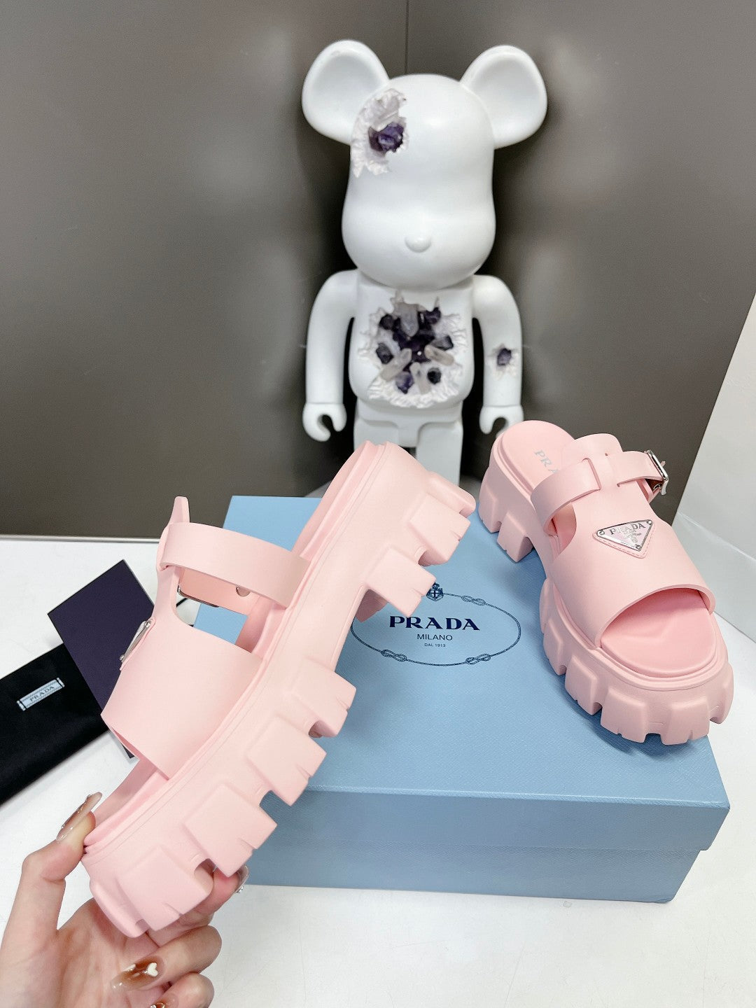 MONOLITH SLIPPER SANDALS IN LIGHT PINK RUBBER - 35