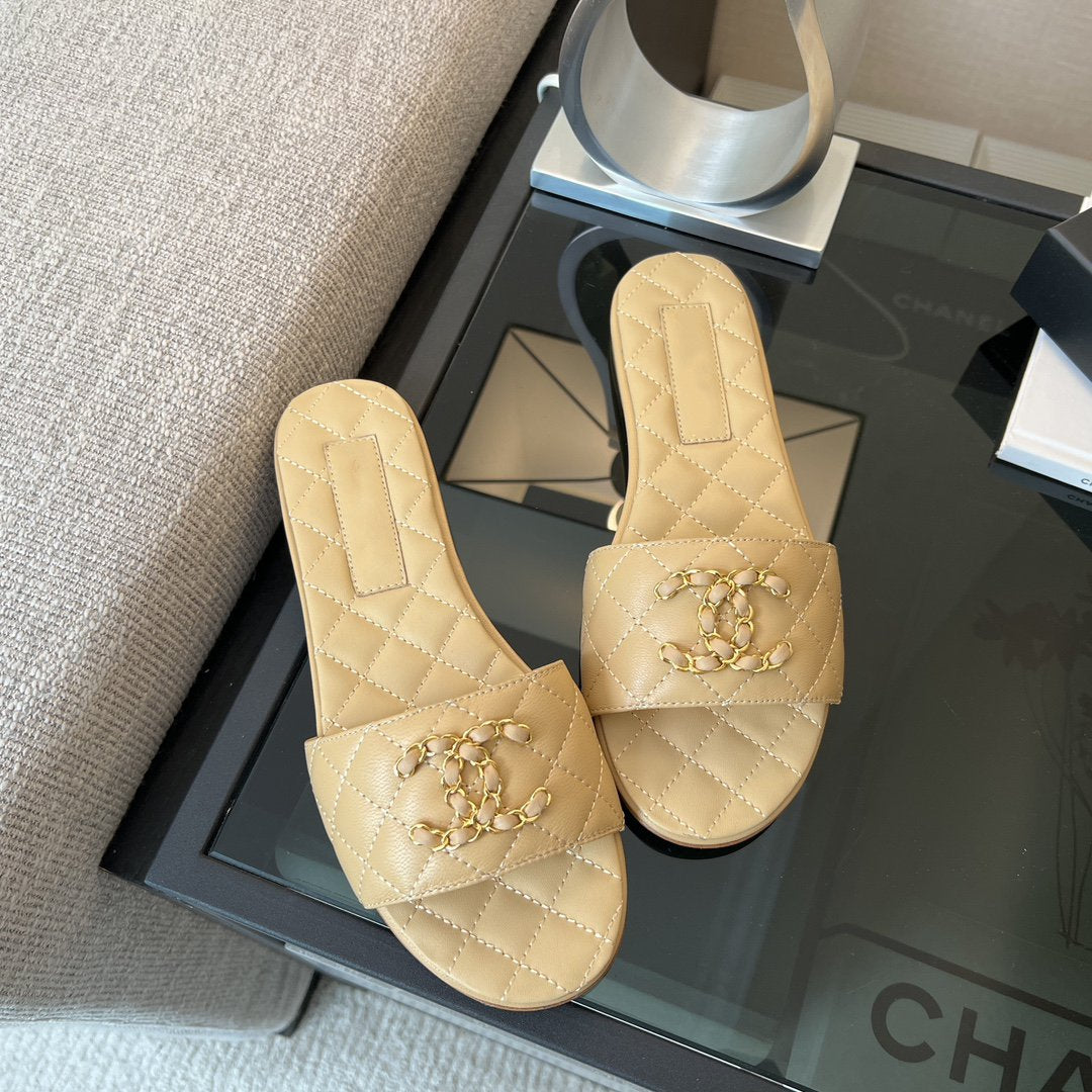 mule sandal beige quilted lambskin - 35