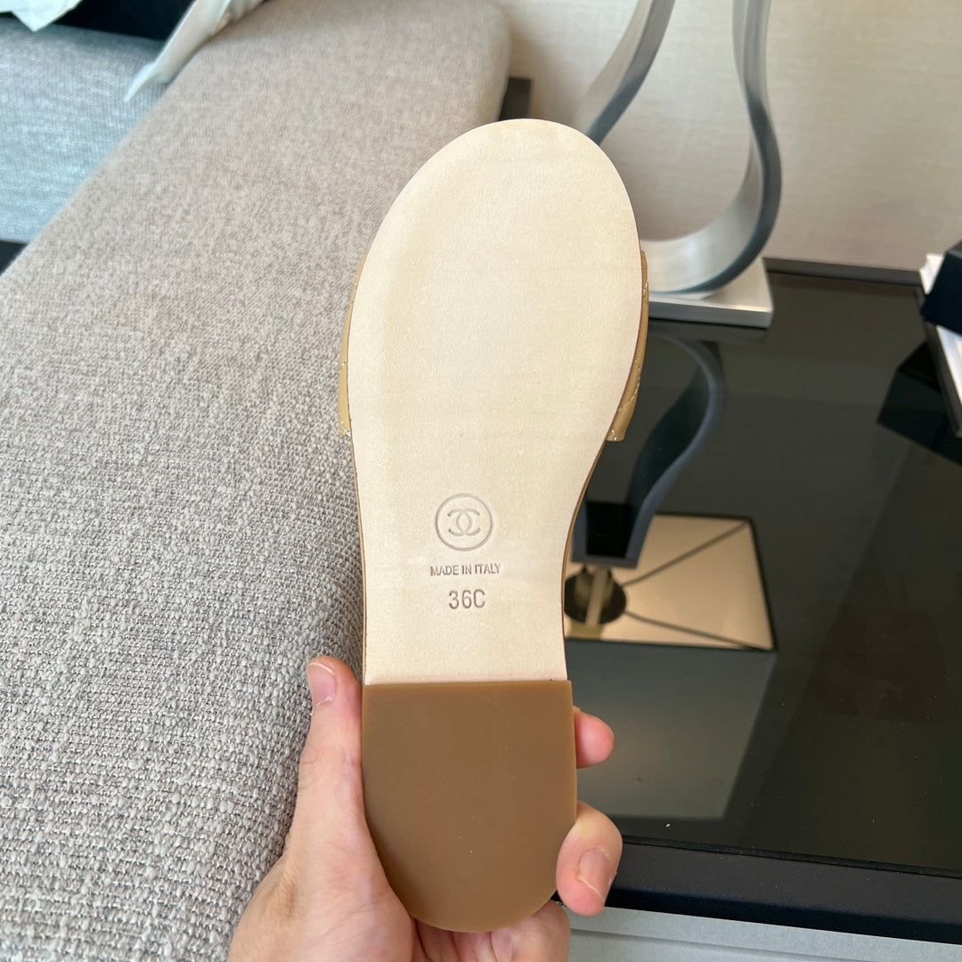 mule sandal beige quilted lambskin - 35