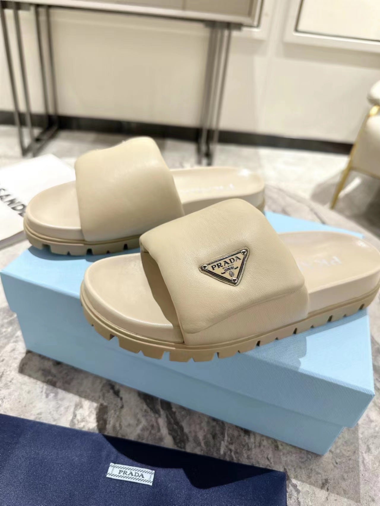 PRA SHEARLING SLIDES CREAMY WHITE LAMBSKIN - 35