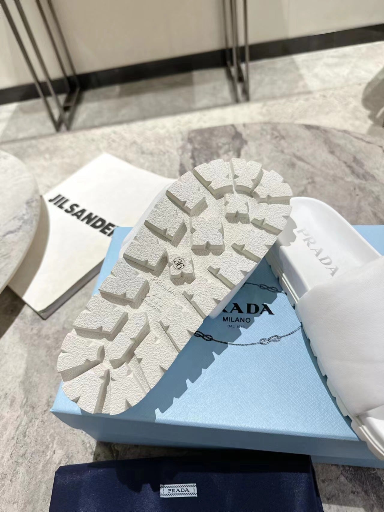 PRA SHEARLING SLIDES WHITE LAMBSKIN - 35