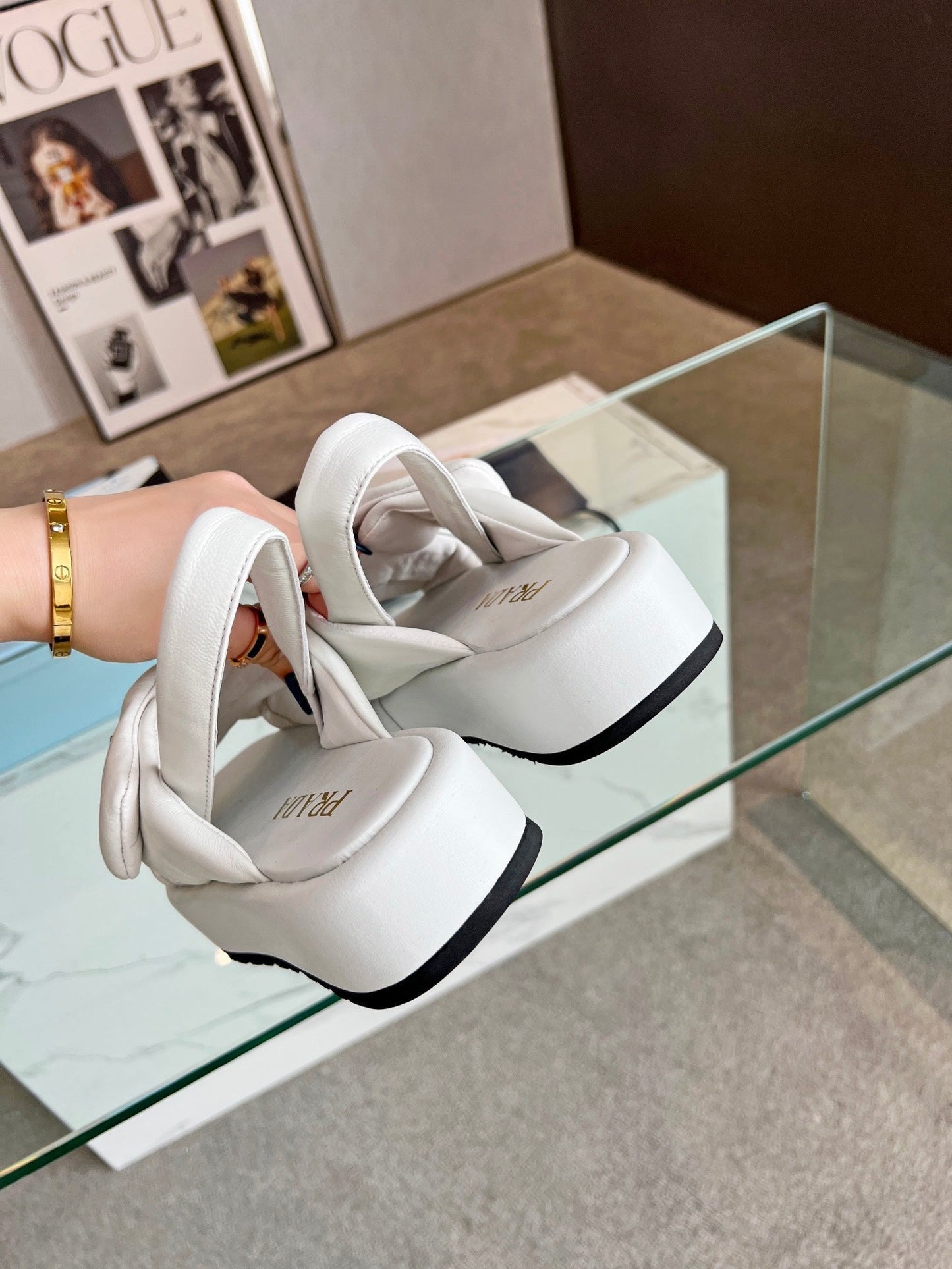 PRA PADDED NAPPA CRISSCROSS SANDALS WHITE LAMBSKIN - 35