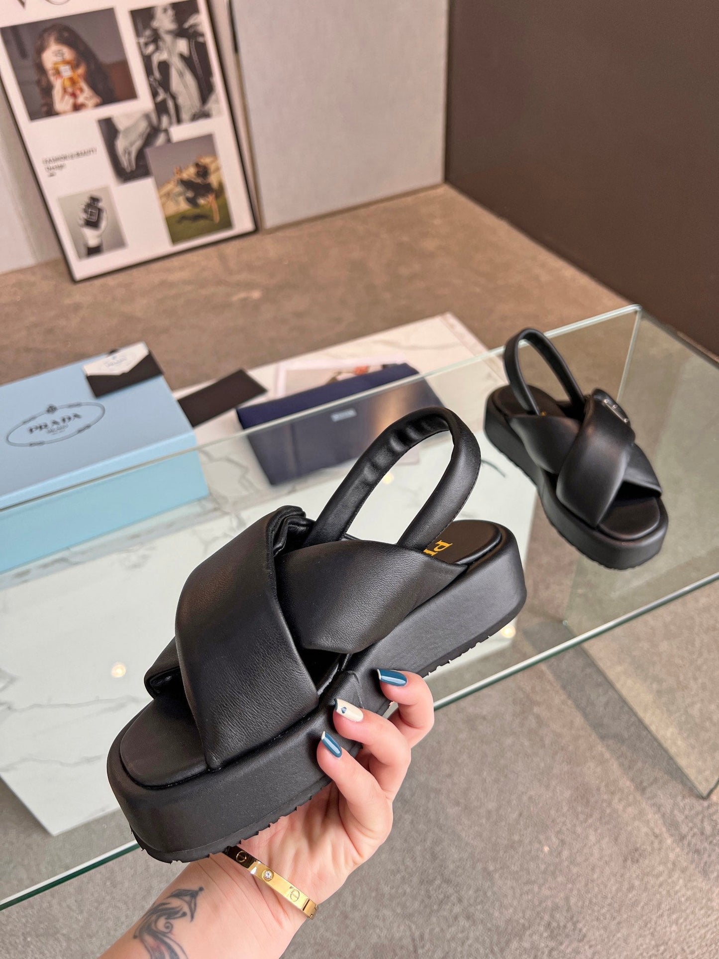 PRA PADDED NAPPA CRISSCROSS SANDALS BLACK LAMBSKIN - 35