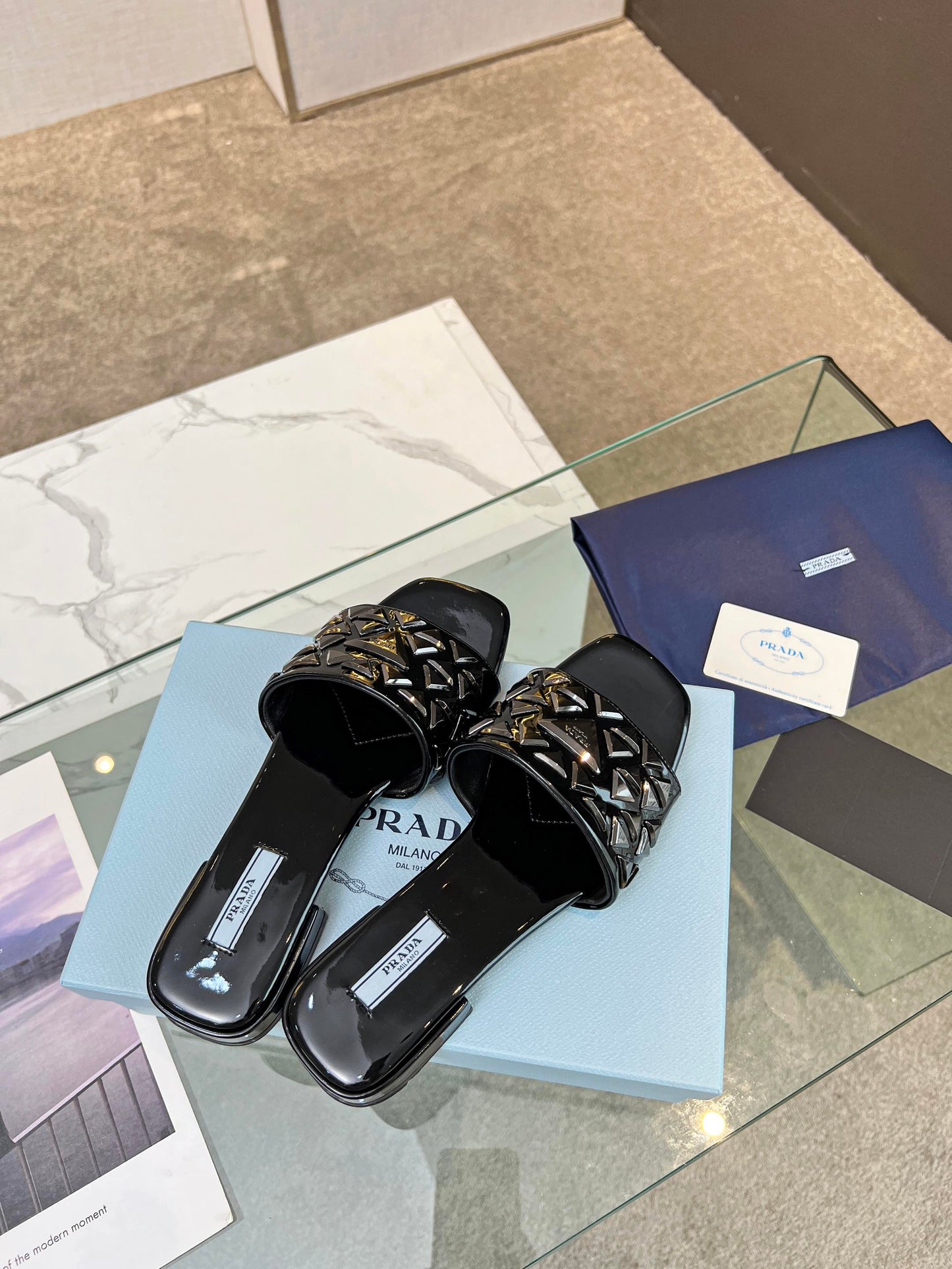 PRA EMBROIDERED SLIDES FLAT BLACK CALFSKIN - 35