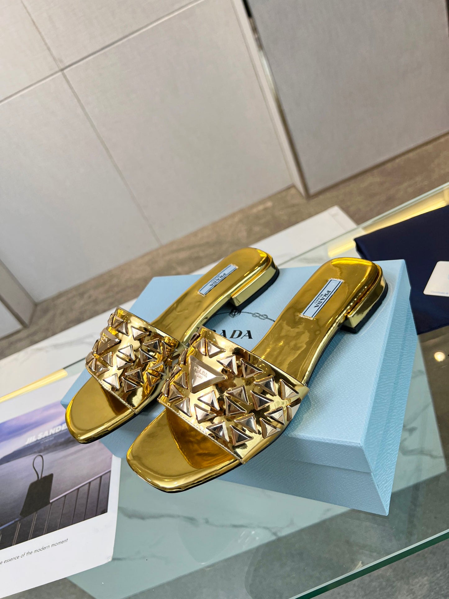 PRA EMBROIDERED SLIDES FLAT METALLIC GOLD CALFSKIN - 35