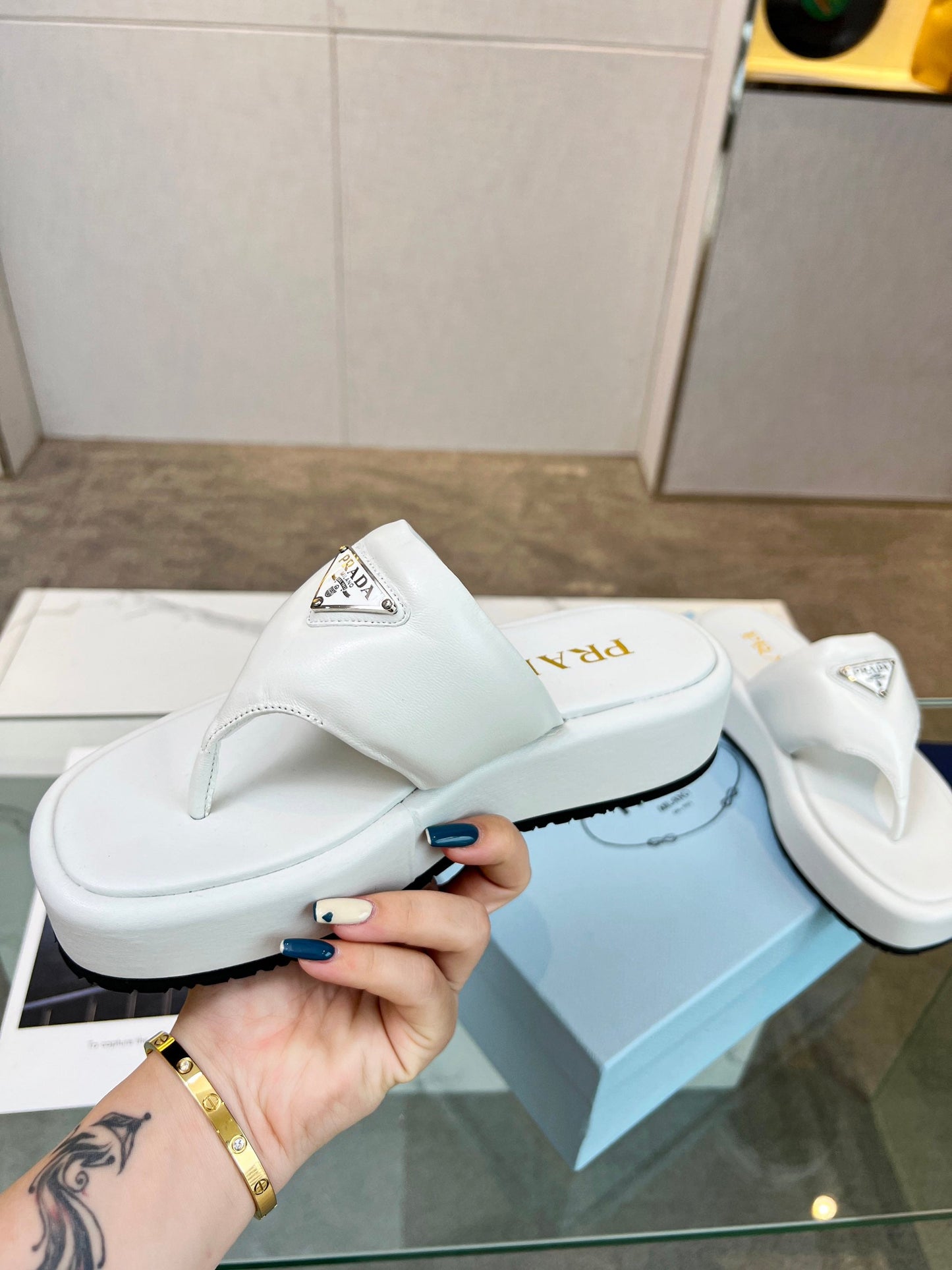 PRA SOFT PADDED NAPPA THONG WEDGE SANDALS WHITE LAMBSKIN - 35