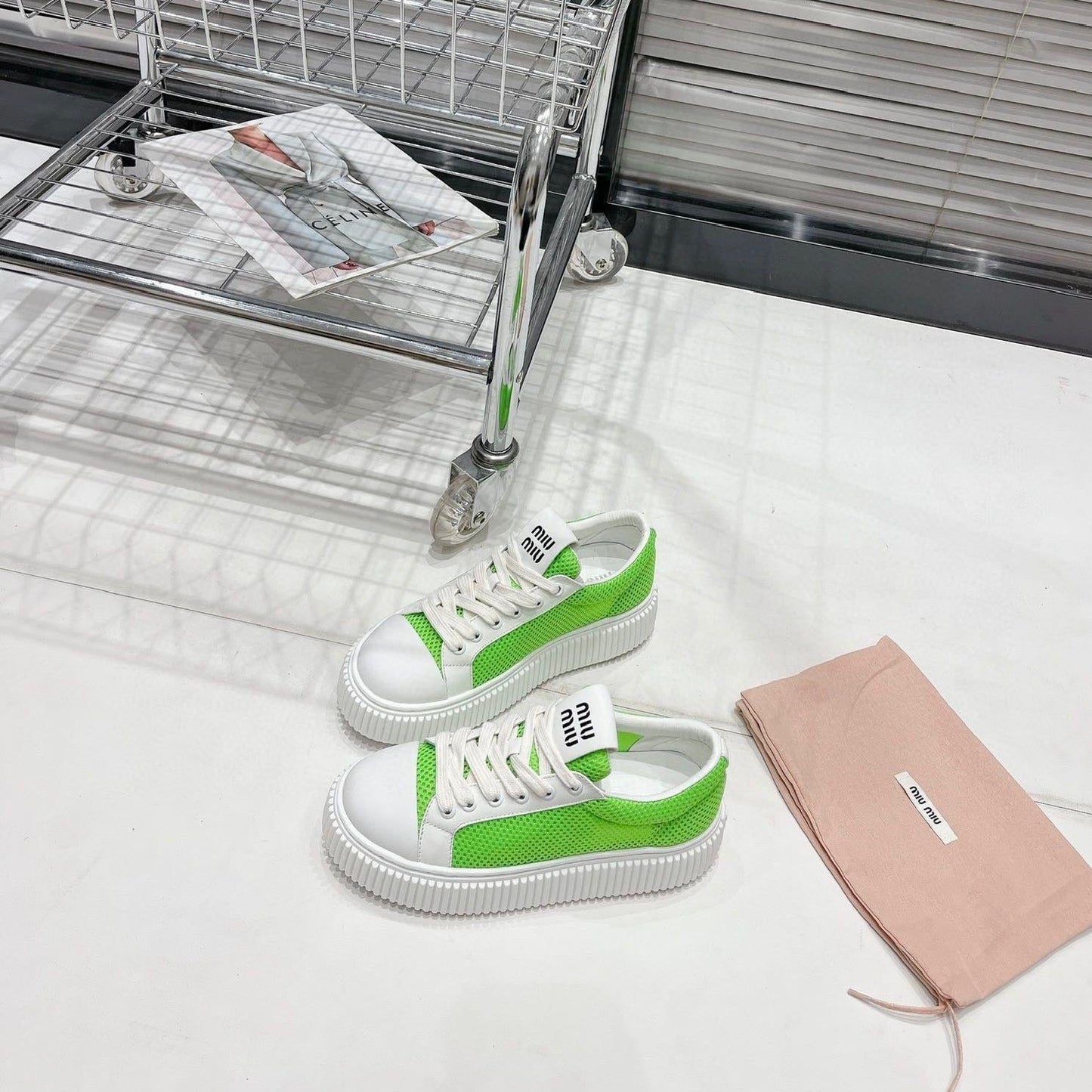 SNEAKERS THICK-SOLED SHAMROCK COLOR MESH COWHIDE - 35