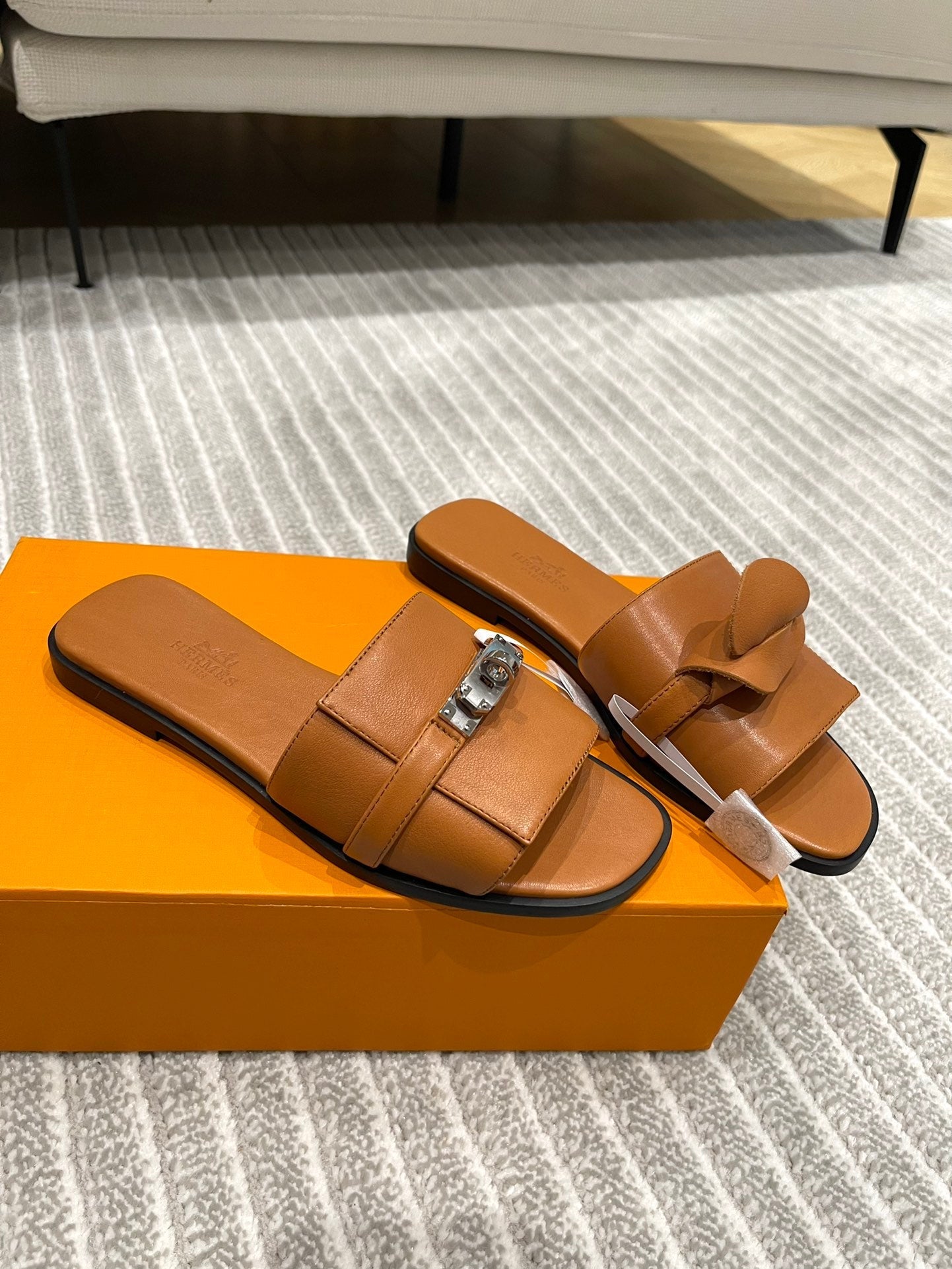 GABRIEL SANDAL CARAMEL CALFSKIN - 35