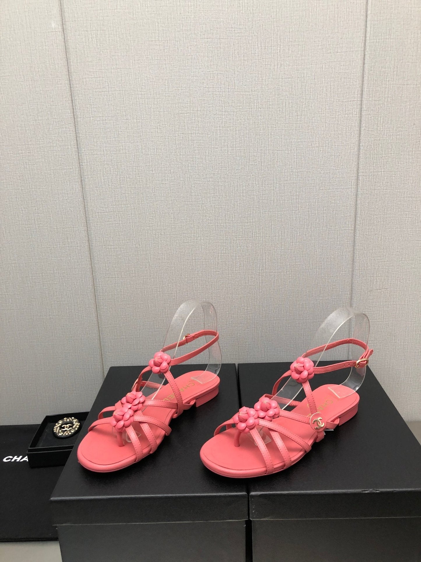 FLORAL FLAT SANDAL IN DARK PINK LAMBSKIN - 35