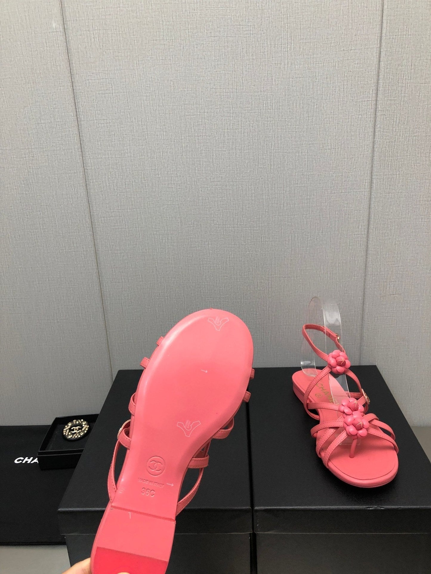 FLORAL FLAT SANDAL IN DARK PINK LAMBSKIN - 35