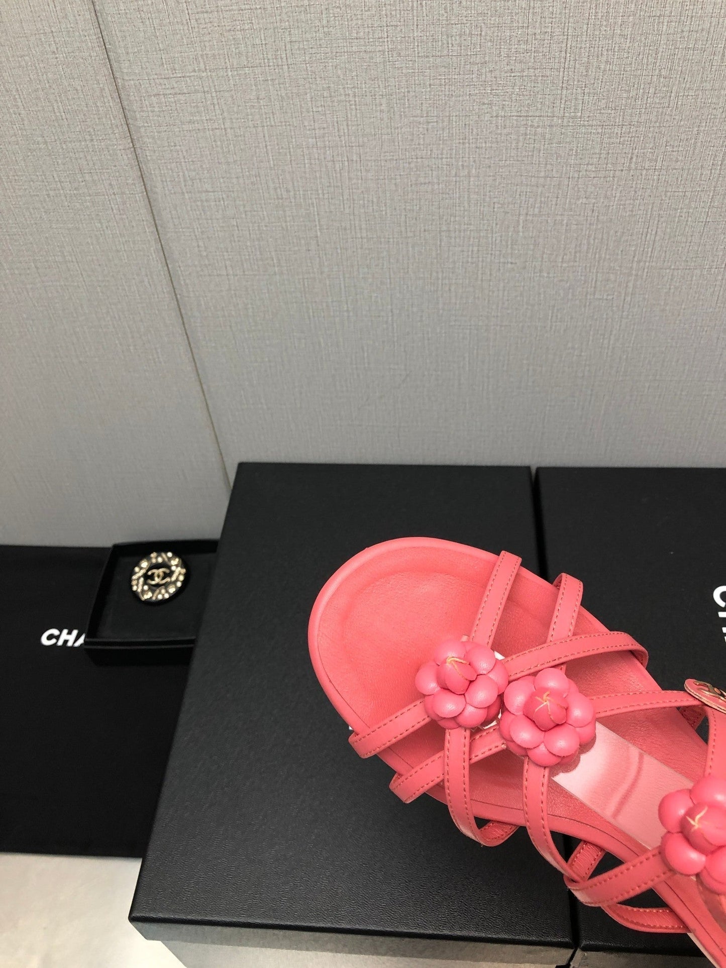 FLORAL FLAT SANDAL IN DARK PINK LAMBSKIN - 35